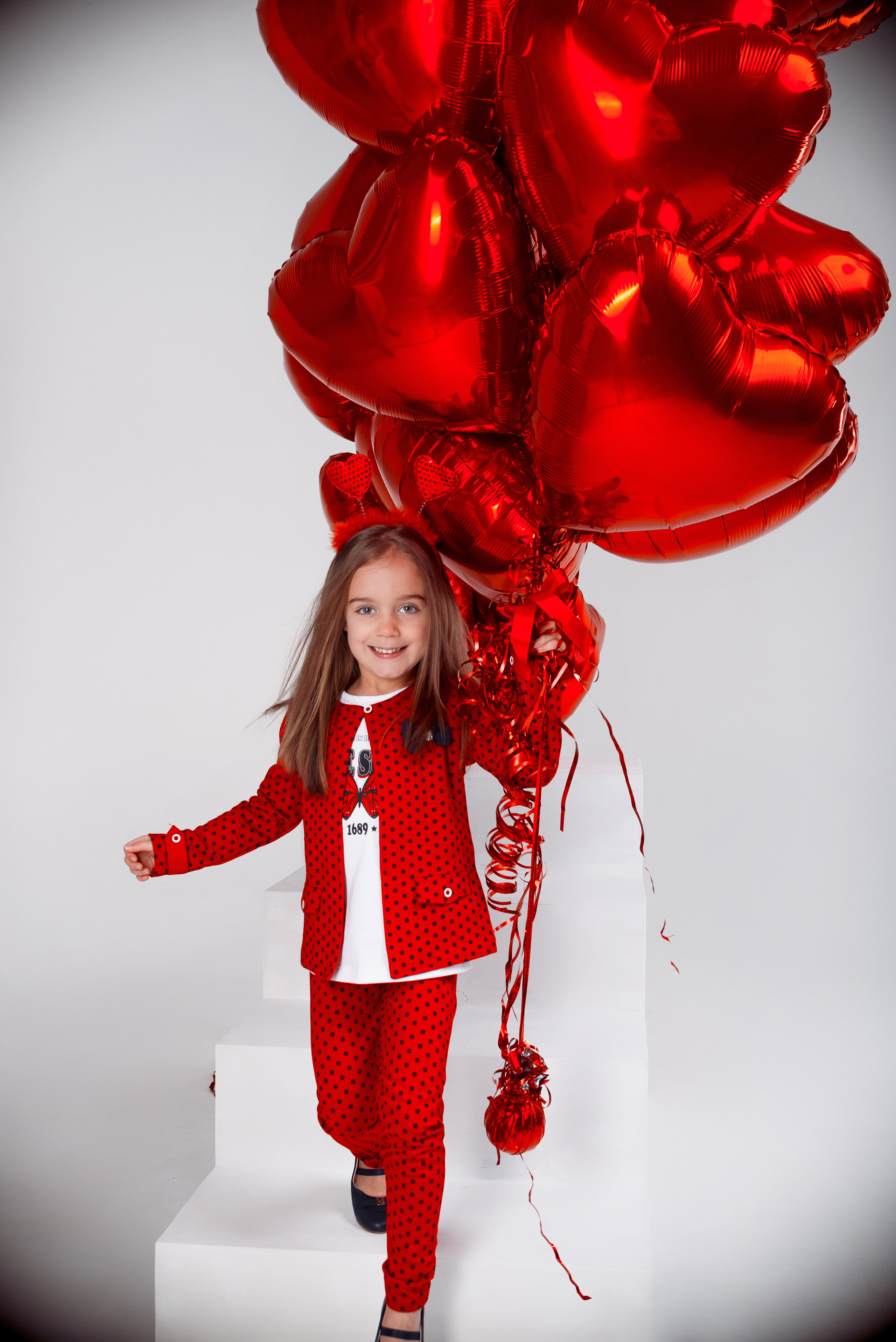 Фотосессия на 14 февраля. Детский студийный фотограф Сочи