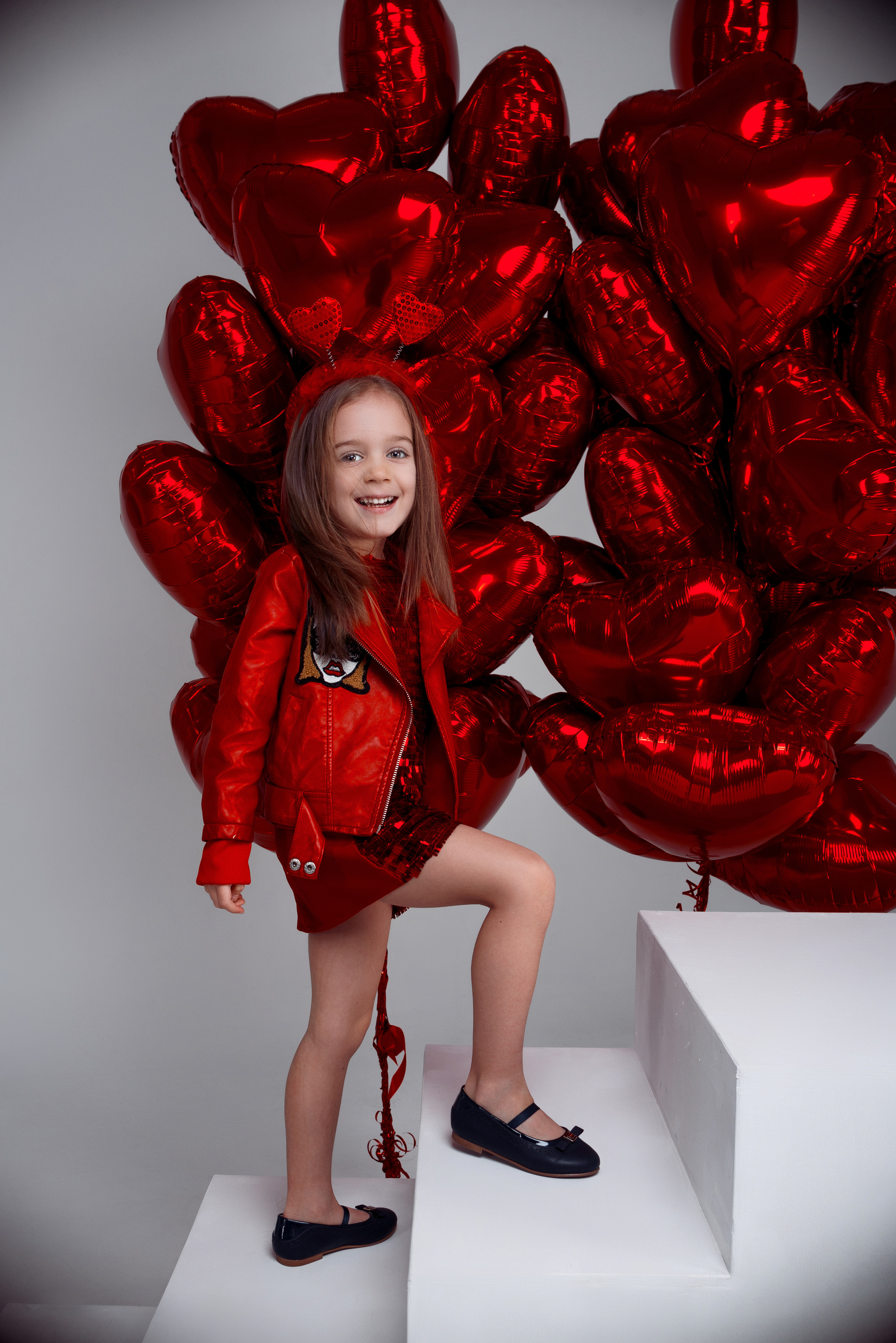 Фотосессия на 14 февраля. Детский студийный фотограф Сочи