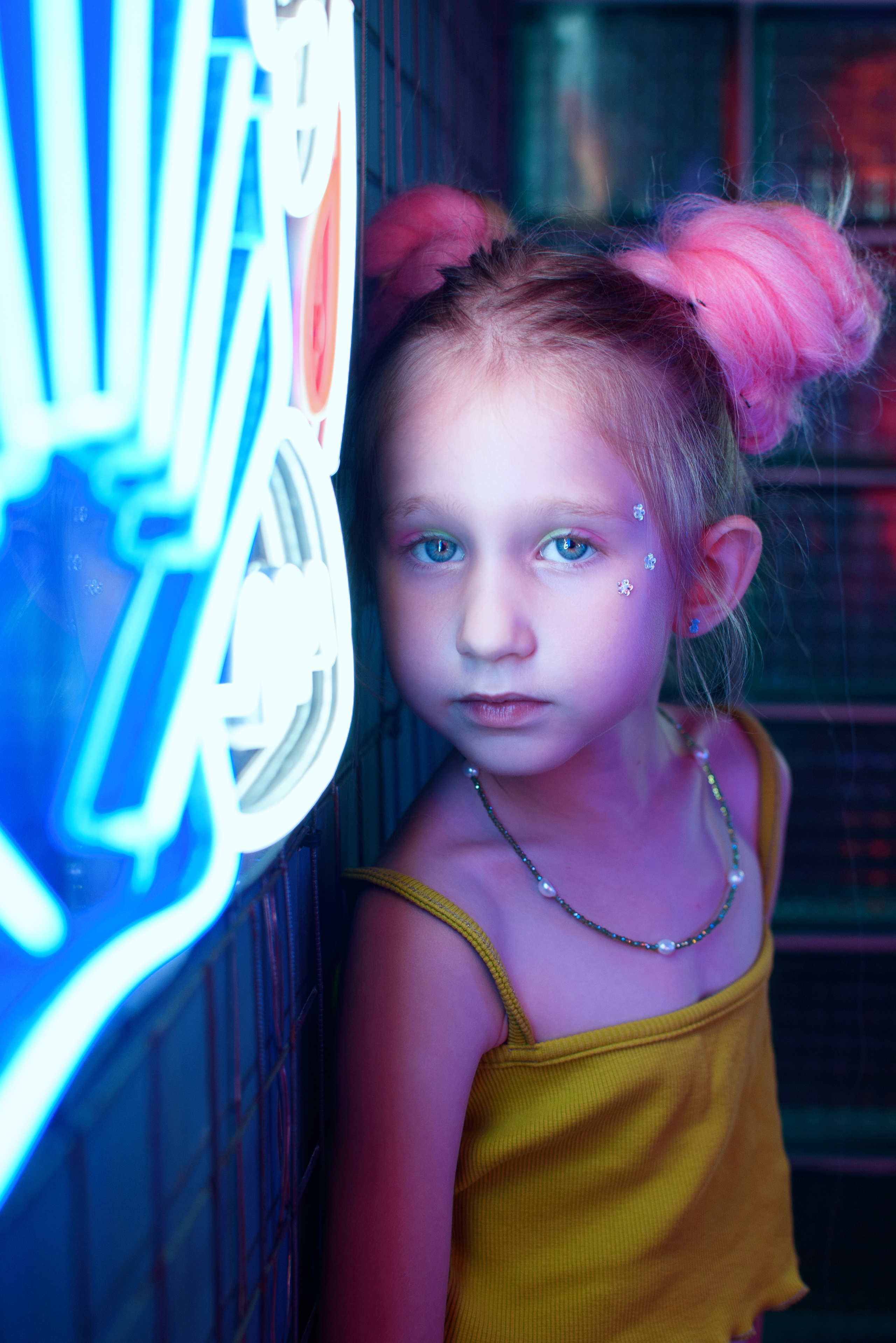 Яркая детская фотосессия. Детский студийный фотограф Сочи