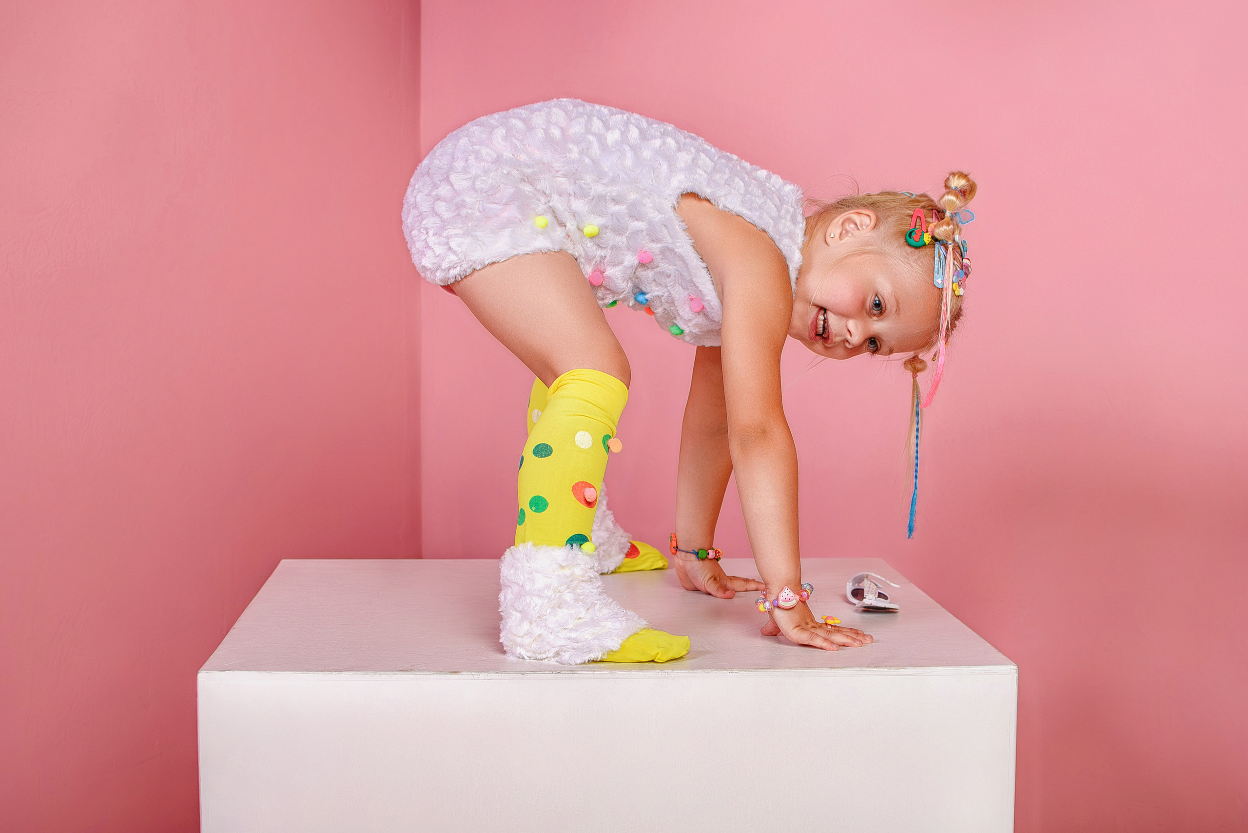 Веселая детская фотосессия. Детский студийный фотограф Сочи