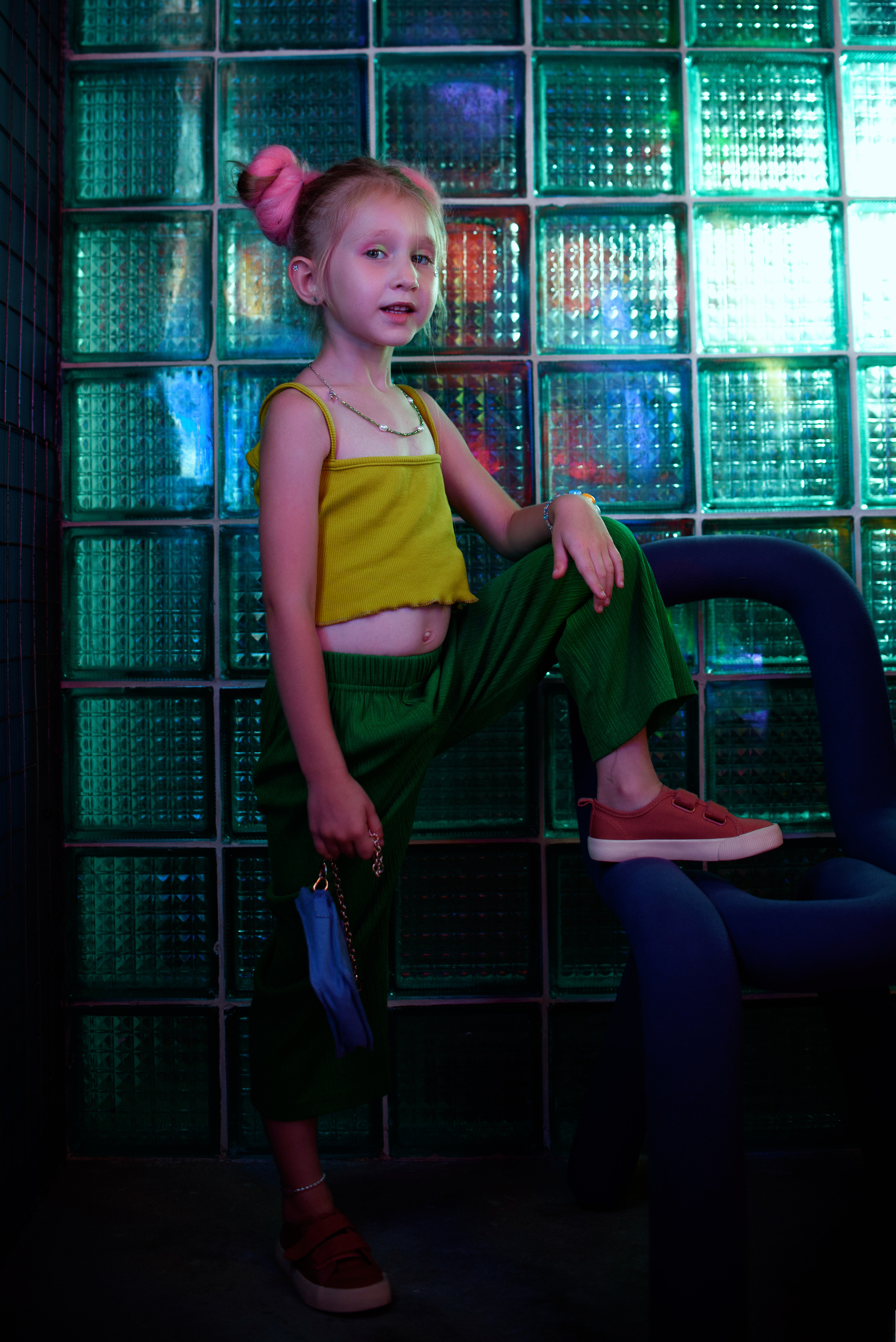 Яркая детская фотосессия. Детский студийный фотограф Сочи