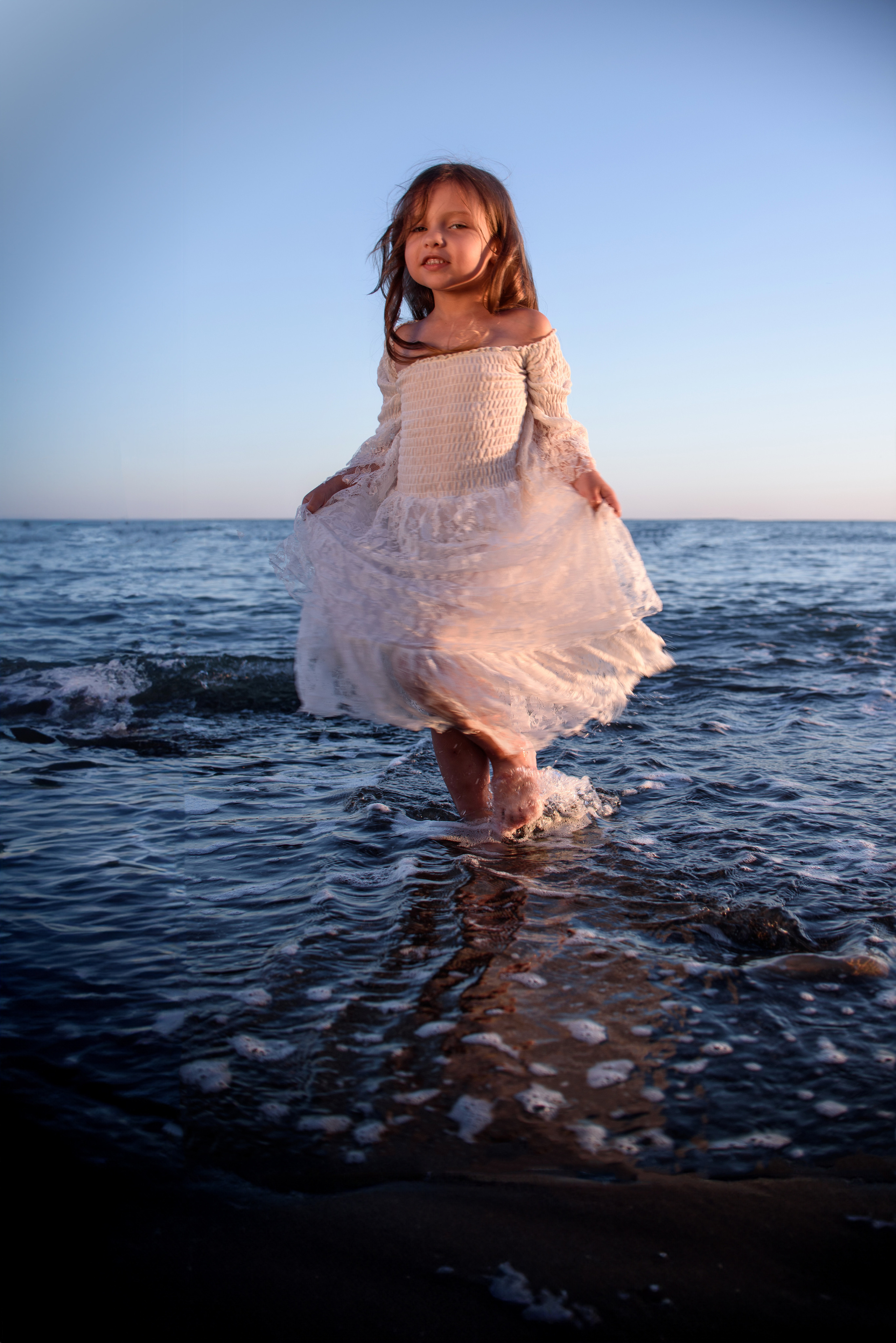 Закатная фотосессия. Детский студийный фотограф Сочи