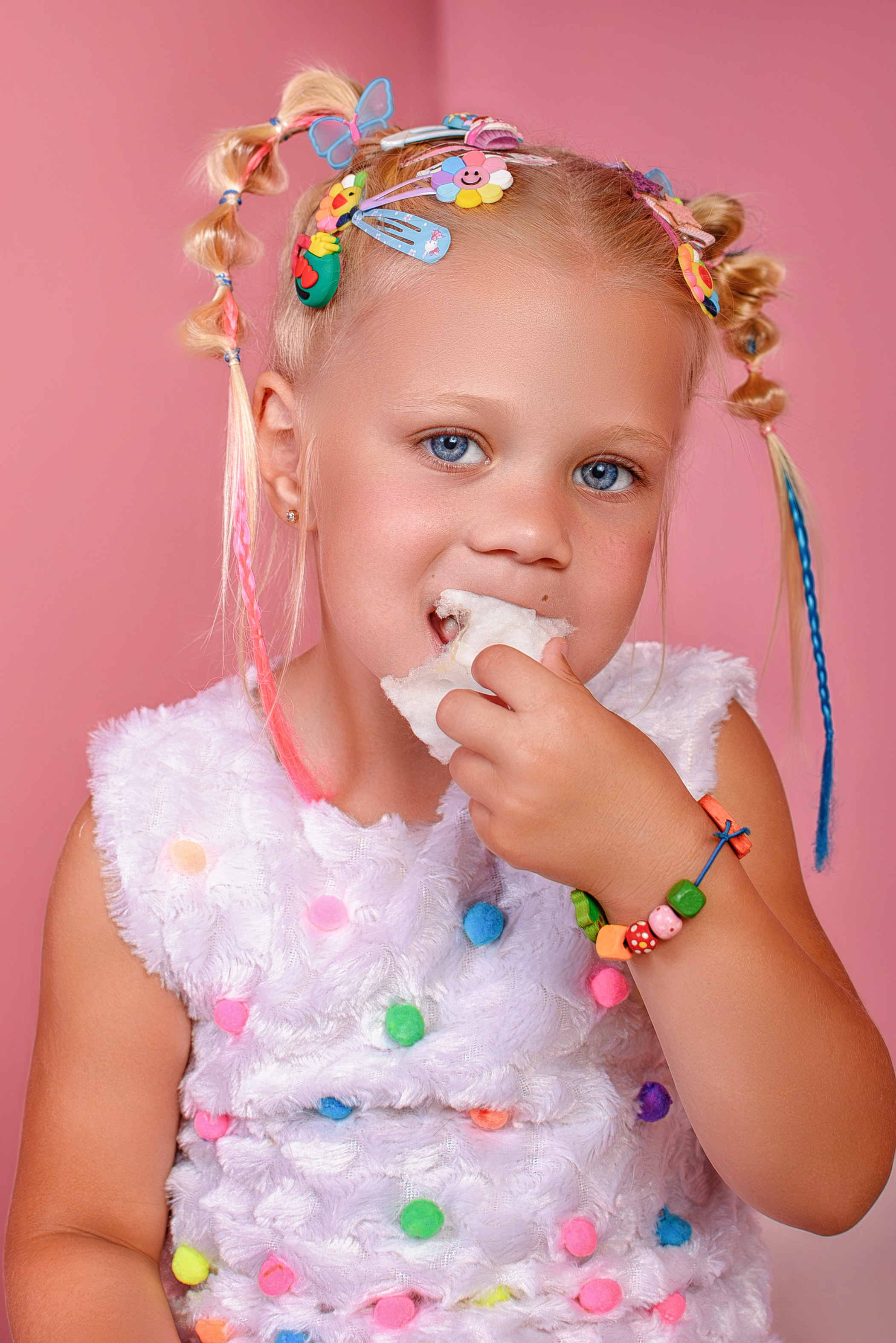 Веселая детская фотосессия. Детский студийный фотограф Сочи