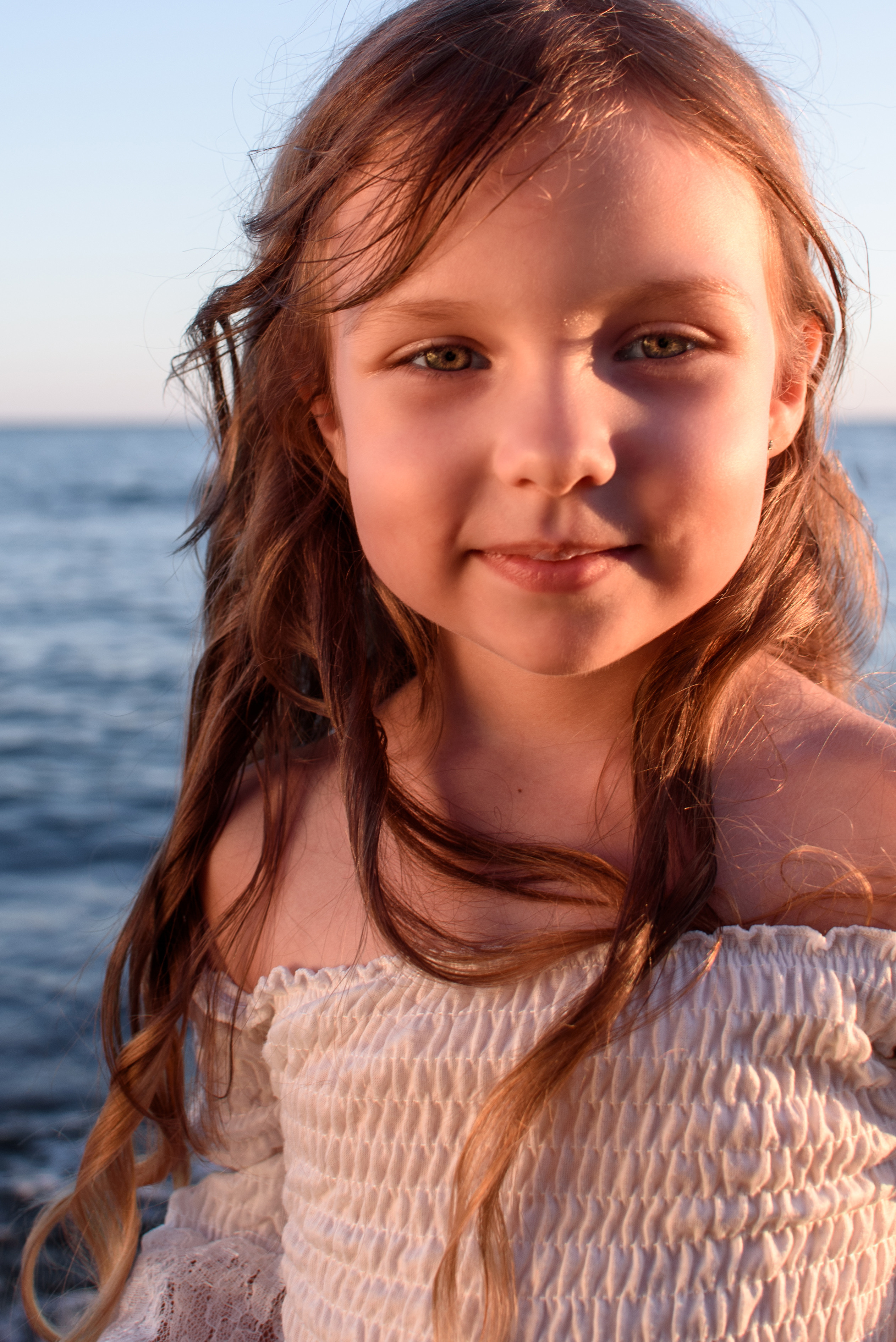 Закатная фотосессия. Детский студийный фотограф Сочи