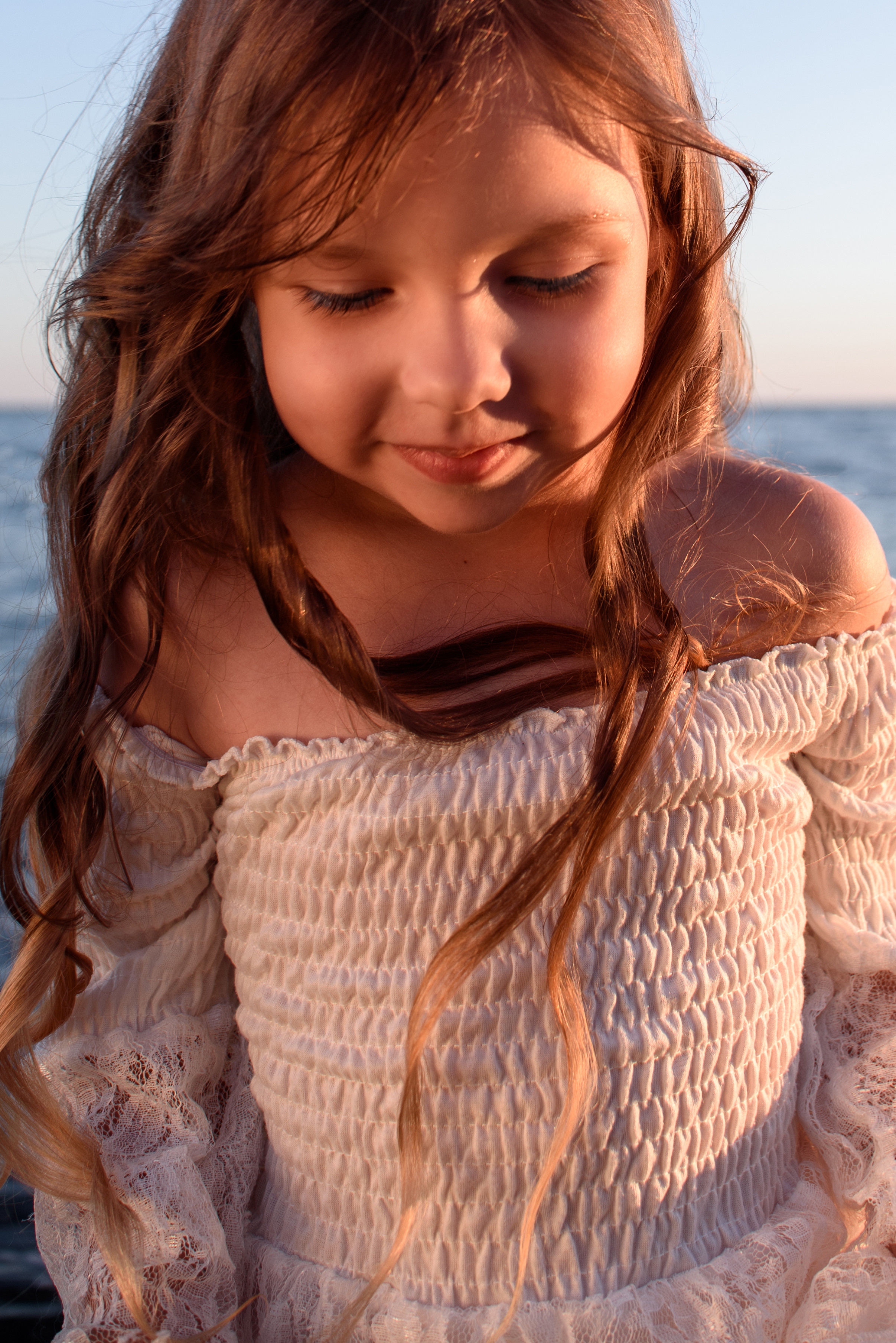 Закатная фотосессия. Детский студийный фотограф Сочи