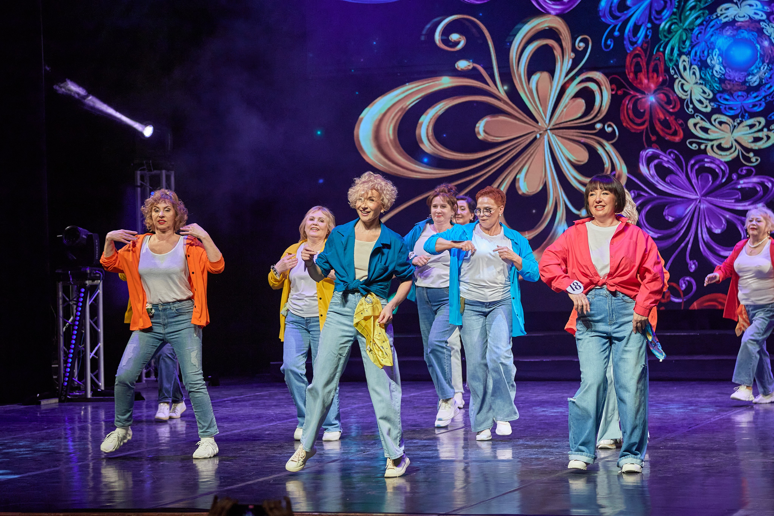 Главная бабушка Екатеринбурга 2025. Фотограф в Екатеринбурге Булат Хамитов