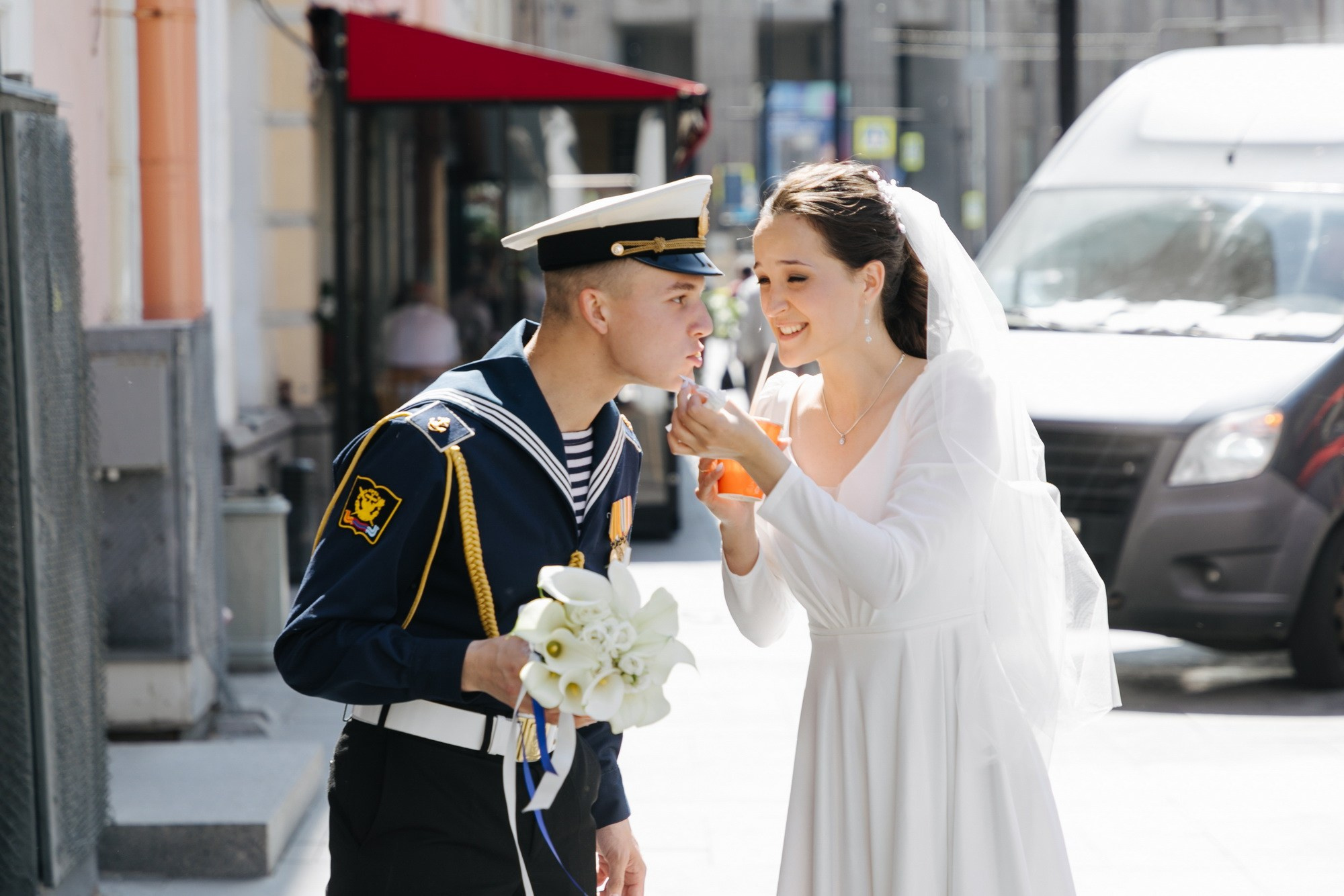 фотограф на свадьбу в спб, дворец бракосочетания в спб, подать документы для регистрации брака, загс петербурга петергоф, свадебный фотограф в спб, букет для невесты купить, костюм на свадьбу выбрать где спб, аренда машины на свадьбу