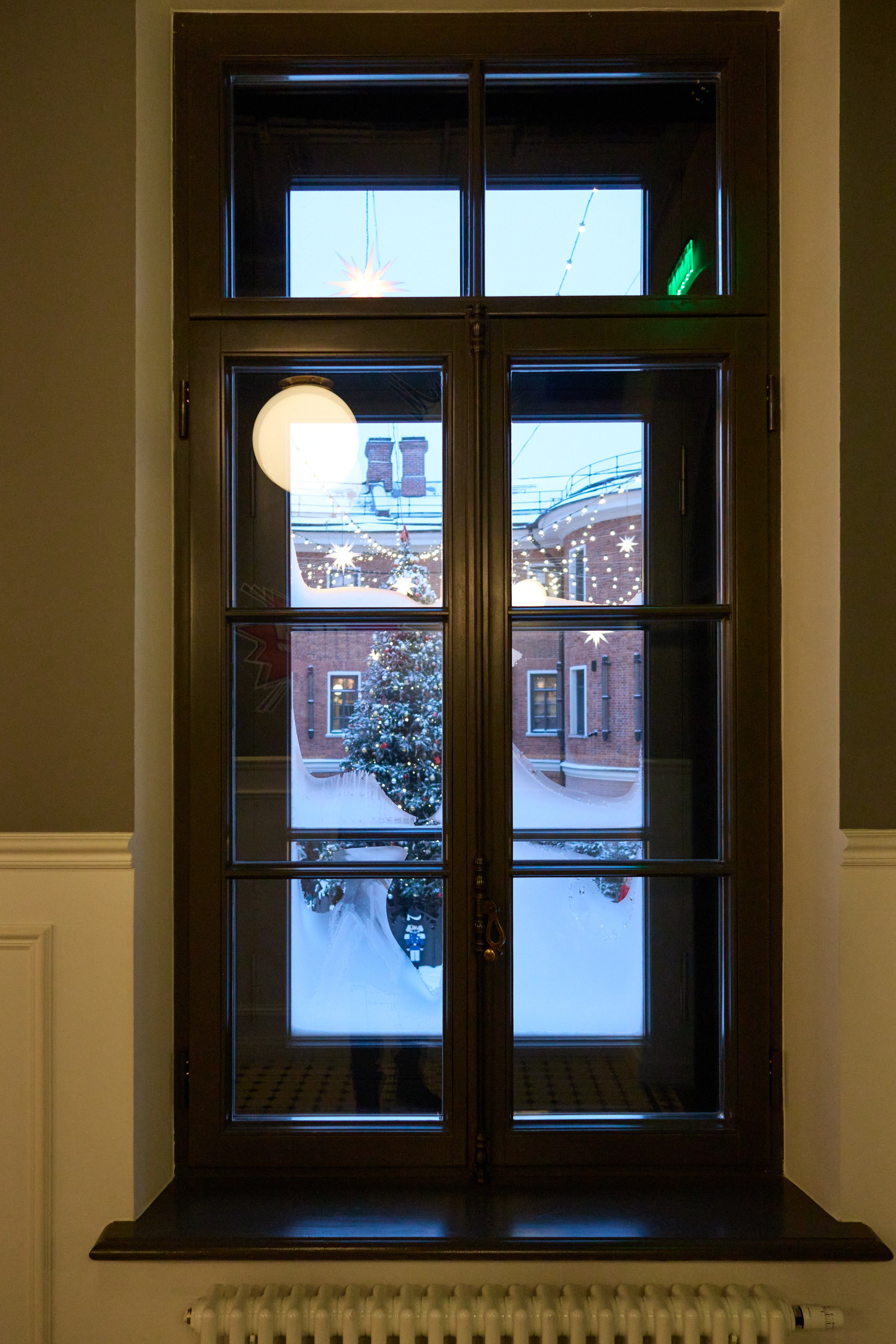 Рождество въ Санктъ-Петербургѣ. Фотографъ Сергѣевъ. Поймать мгновеніе