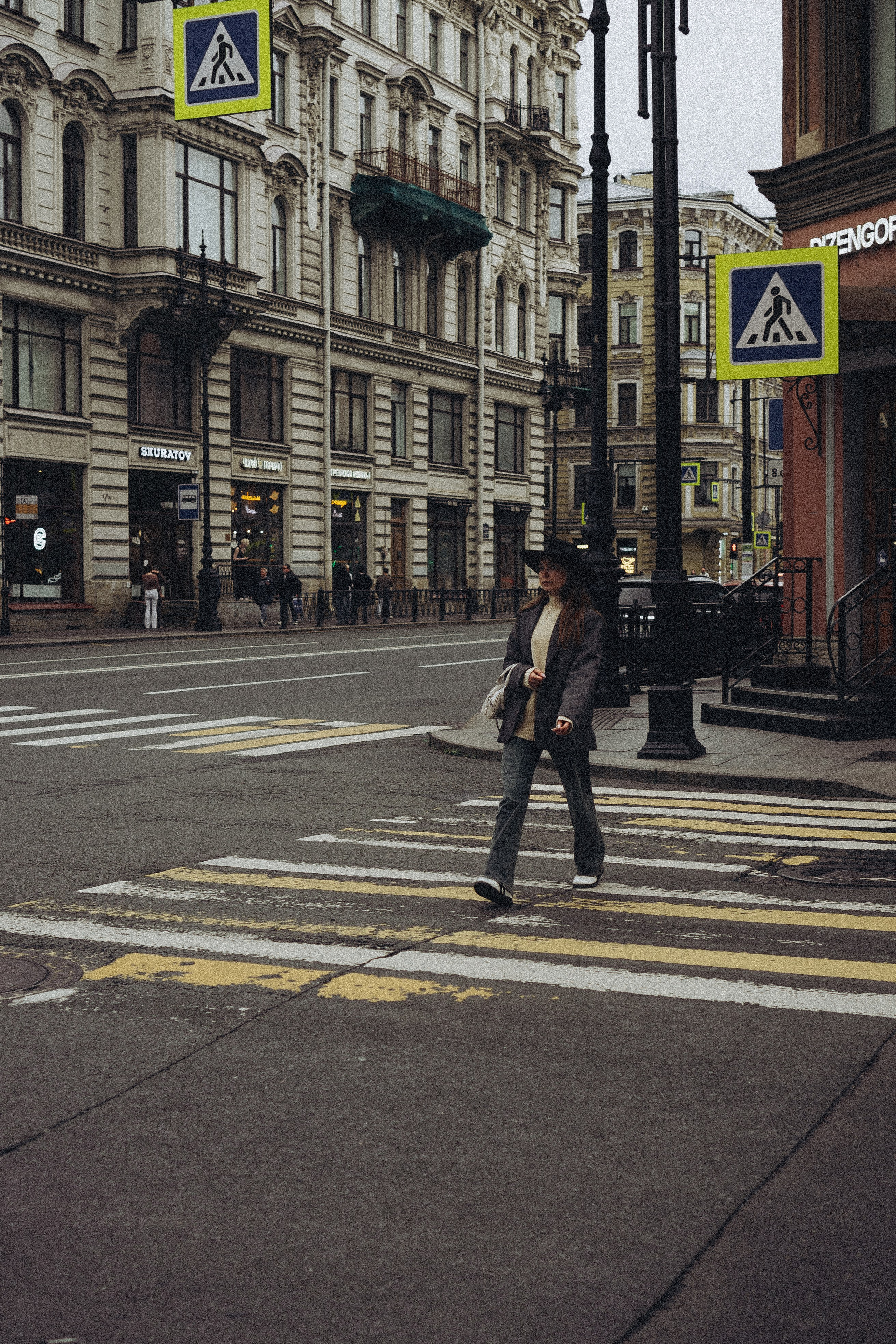 ПРОГУЛКА НА ЧЕРНЫШЕВСКОЙ. Профессиональный фотограф, Санкт-Петербург — Виктория Богомолова