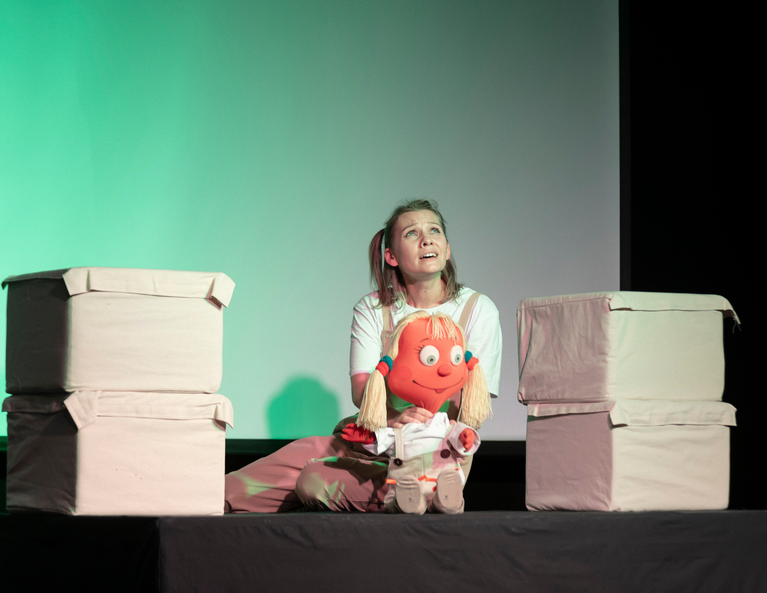 Просто Плыть»: театр, который трогает. Фотограф Самара — репортажная, свадебная, интерьерная съёмка от Ильи Петрова, профессионала своего дела