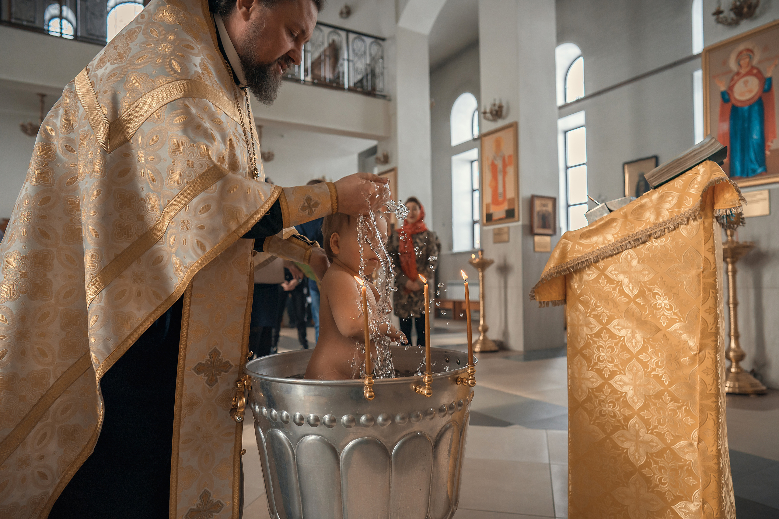Таинство Крещения Матвея. Фотограф на Крещение и Венчание в Красноярске Рамазанова Юлия