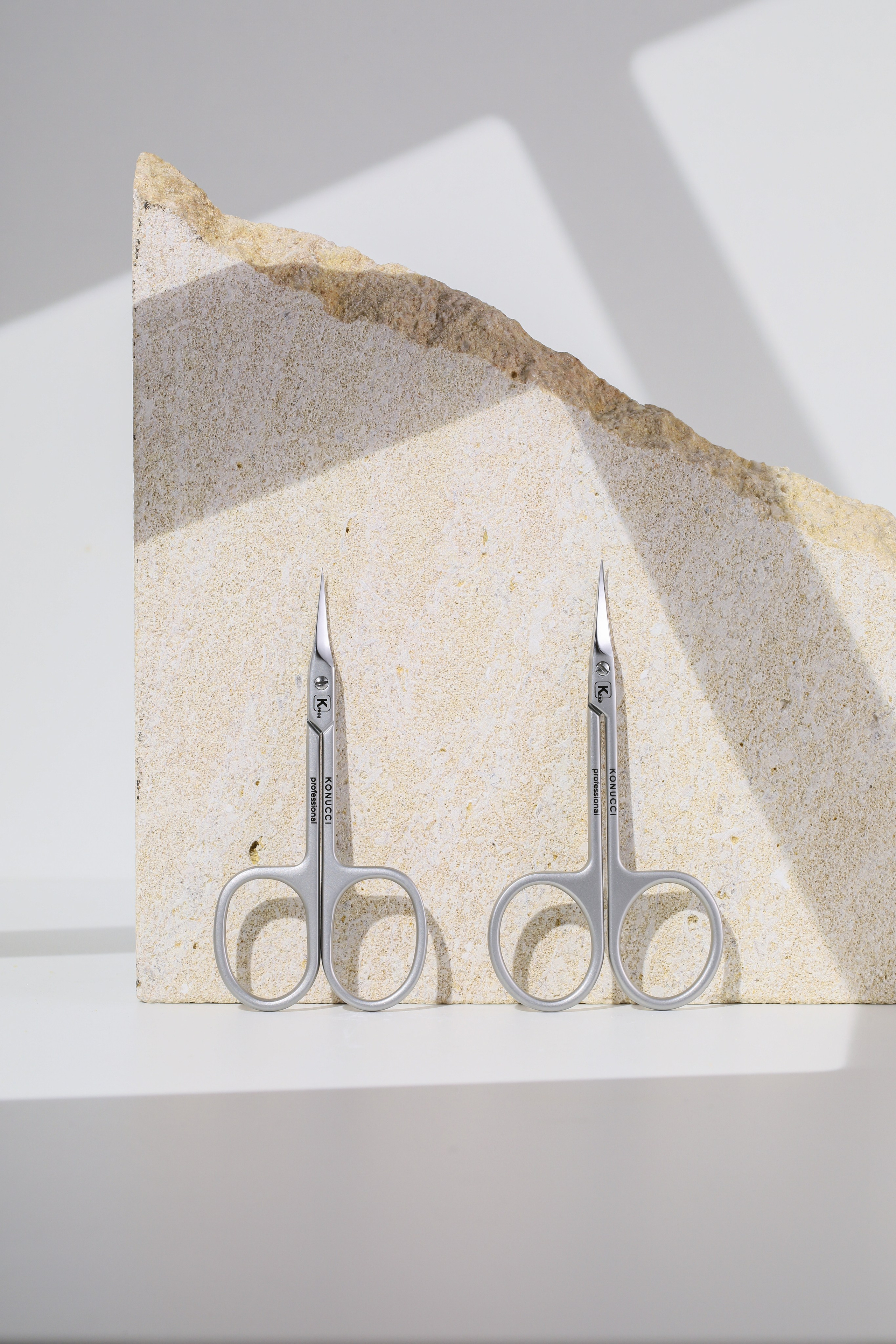 Ножницы для маникюра. Руденко Дарья предметный фотограф, Москва