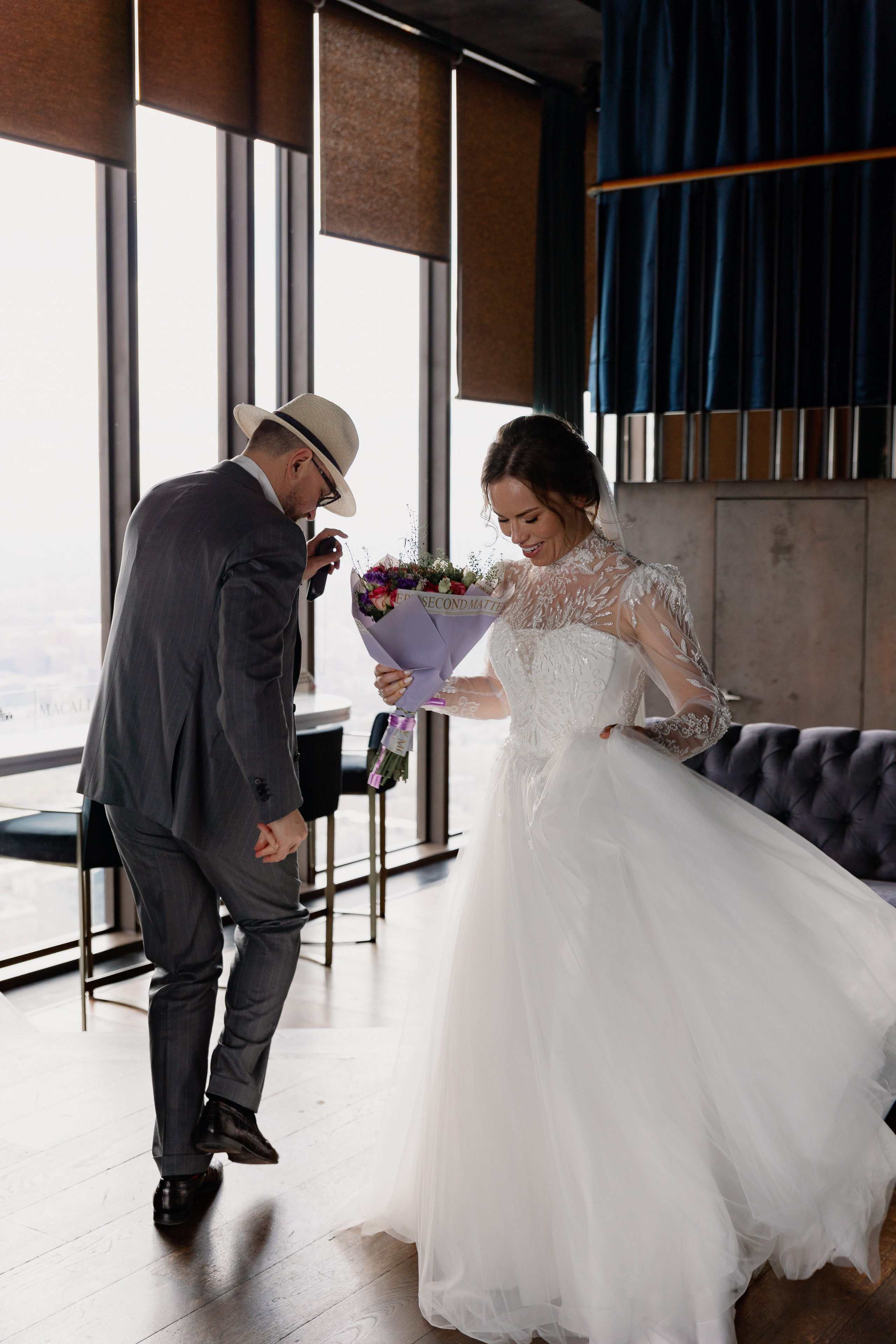 Свадьба в башне Москва-Сити/Регистрация брака в ресторане Birds. Свадебный фотограф в Москве Мария Крош