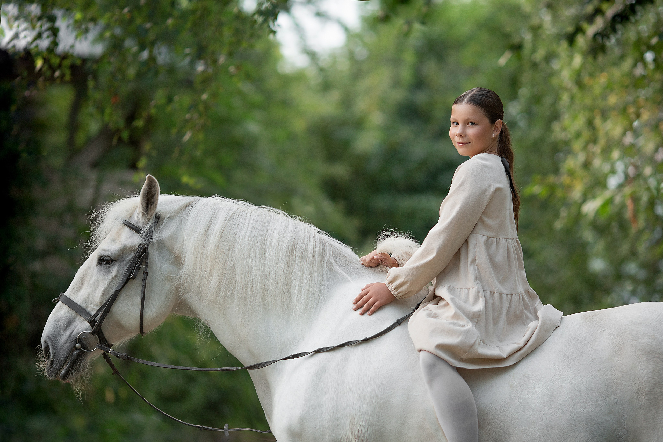 Варвара, Анастасия и Воробушек. Фотосессия с лошадьми в Нижнем Новгороде