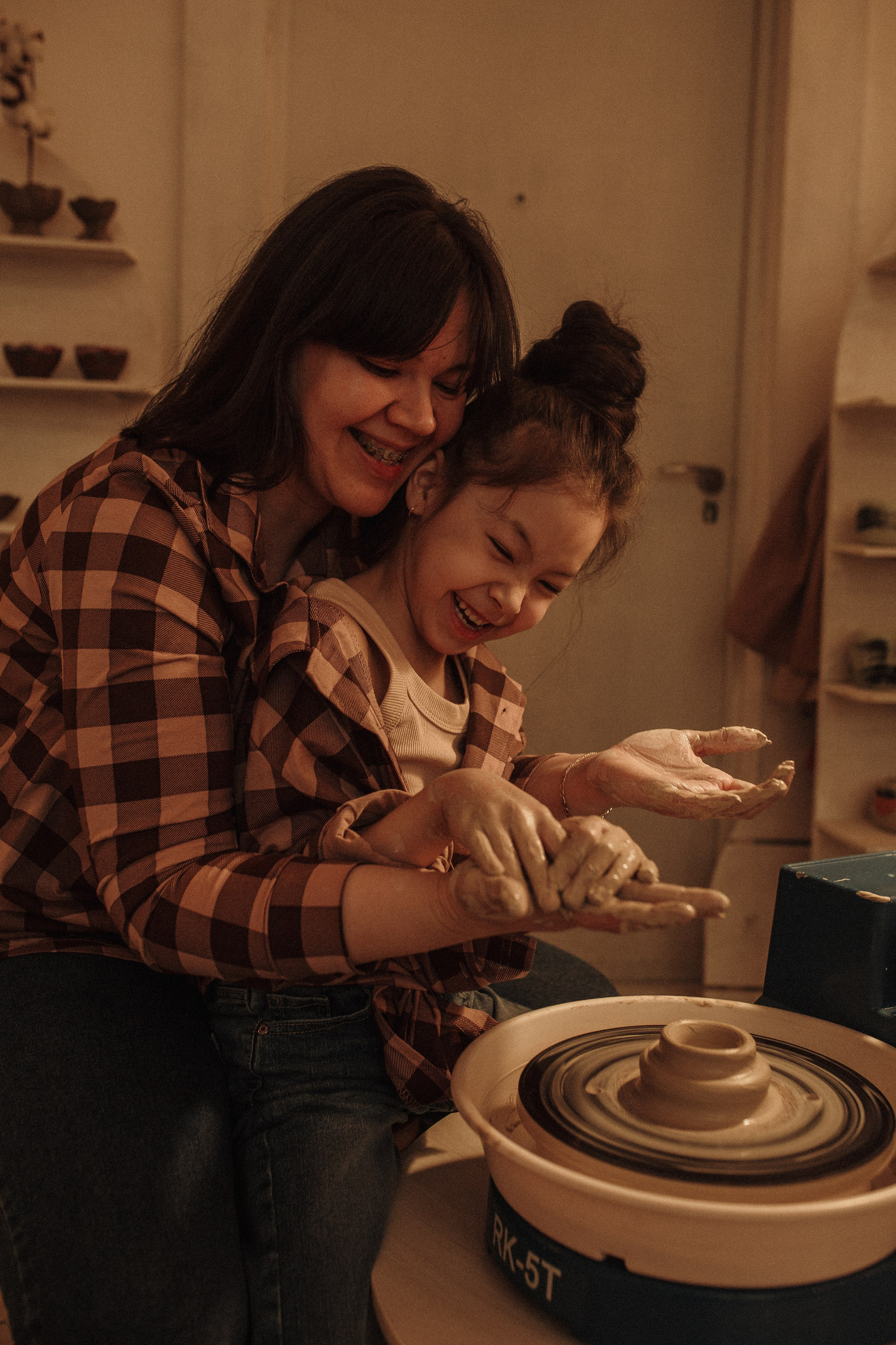 Дина & София гончарная. Семейный и Свадебный фотограф в Санкт-Петербурге Плохая Екатерина