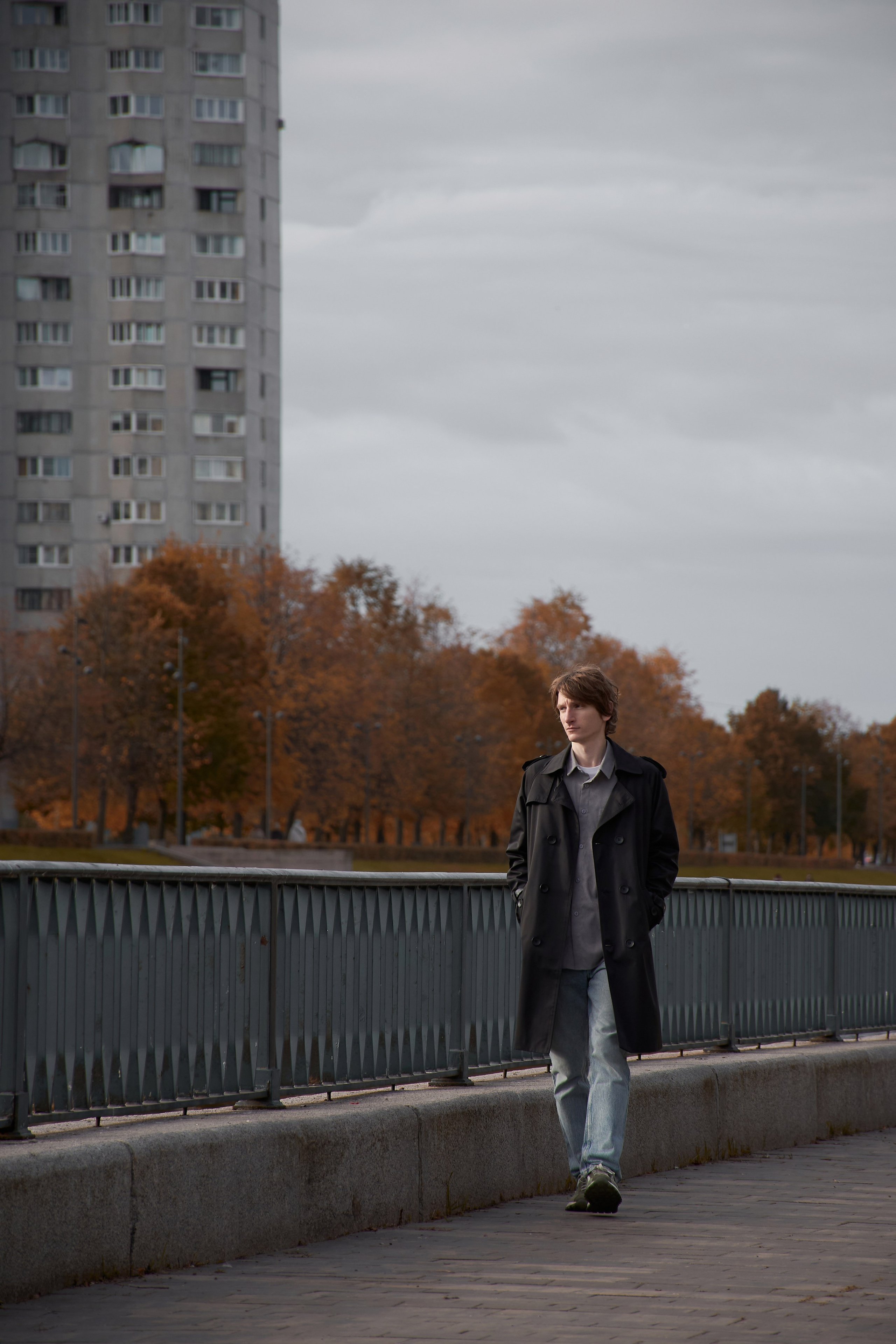 Стрит фотосессия на Смоленской набережной в Петербурге | Дмитрий. Сергей Ильин | Фотограф