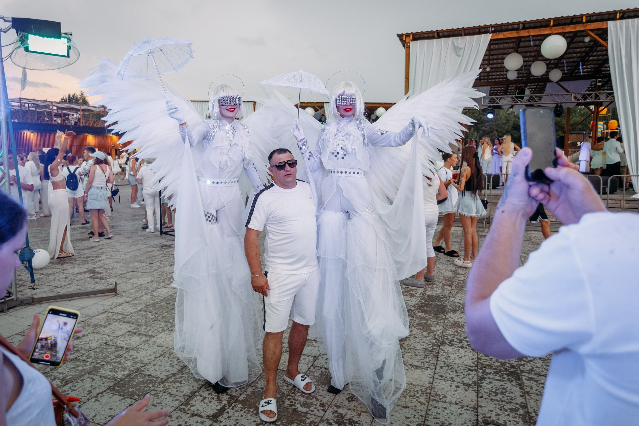 White Party @ Бархат парк. Репортажный фотограф Максим Полянский. Москва, Санкт-Петербург, Красноярск