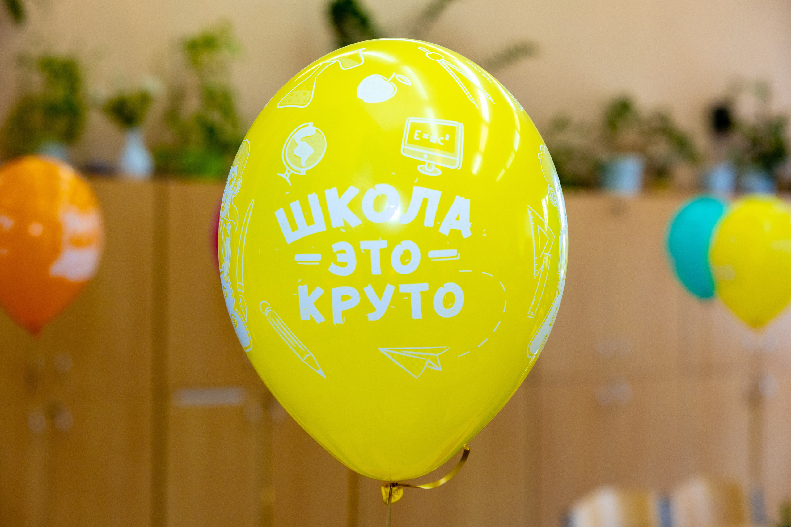 1 сентября. Дарья Бухреева — фотограф, видеограф и фототерапевт. Москва и мир