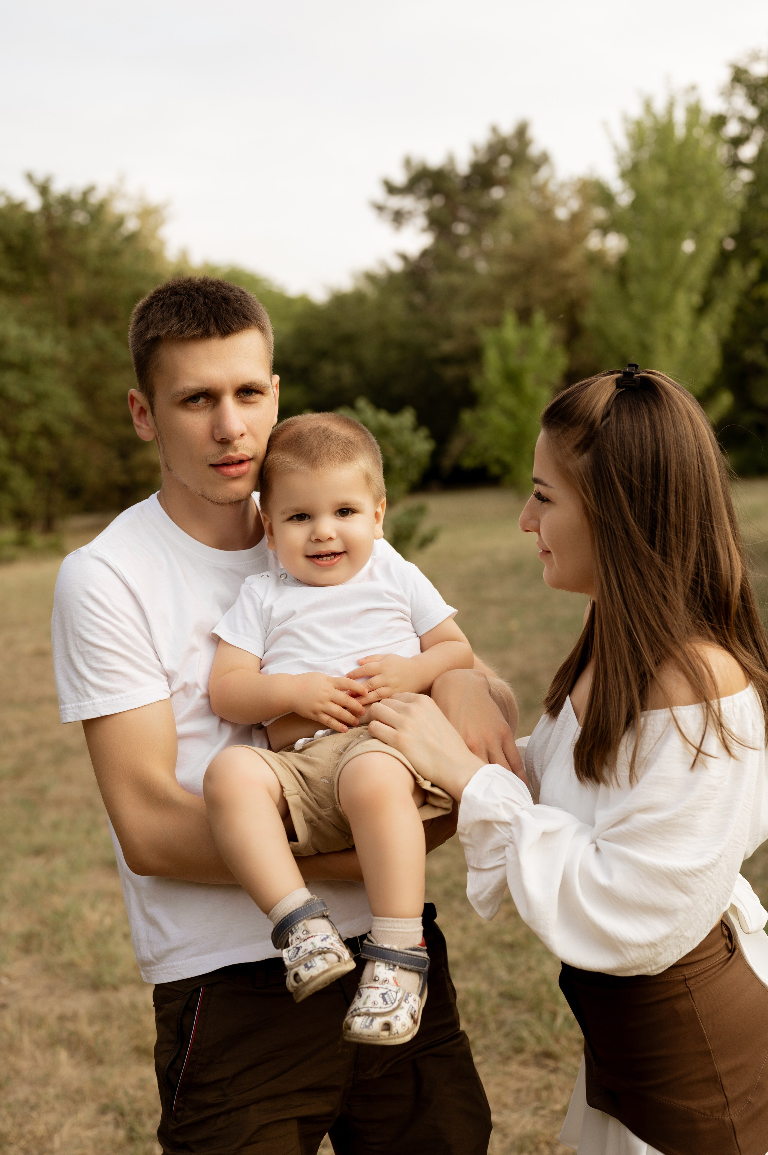 Летняя семейная фотосессия в парке. Свадебный и семейный фотограф в Краснодаре Алина Мельник
