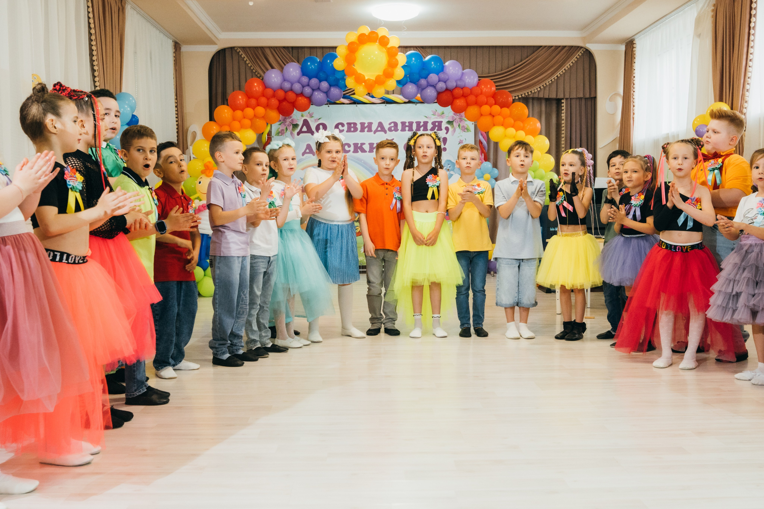 Выпускной в детском саду. Профессиональный фотограф Геленджик, Новоросийск Виктория Цейс