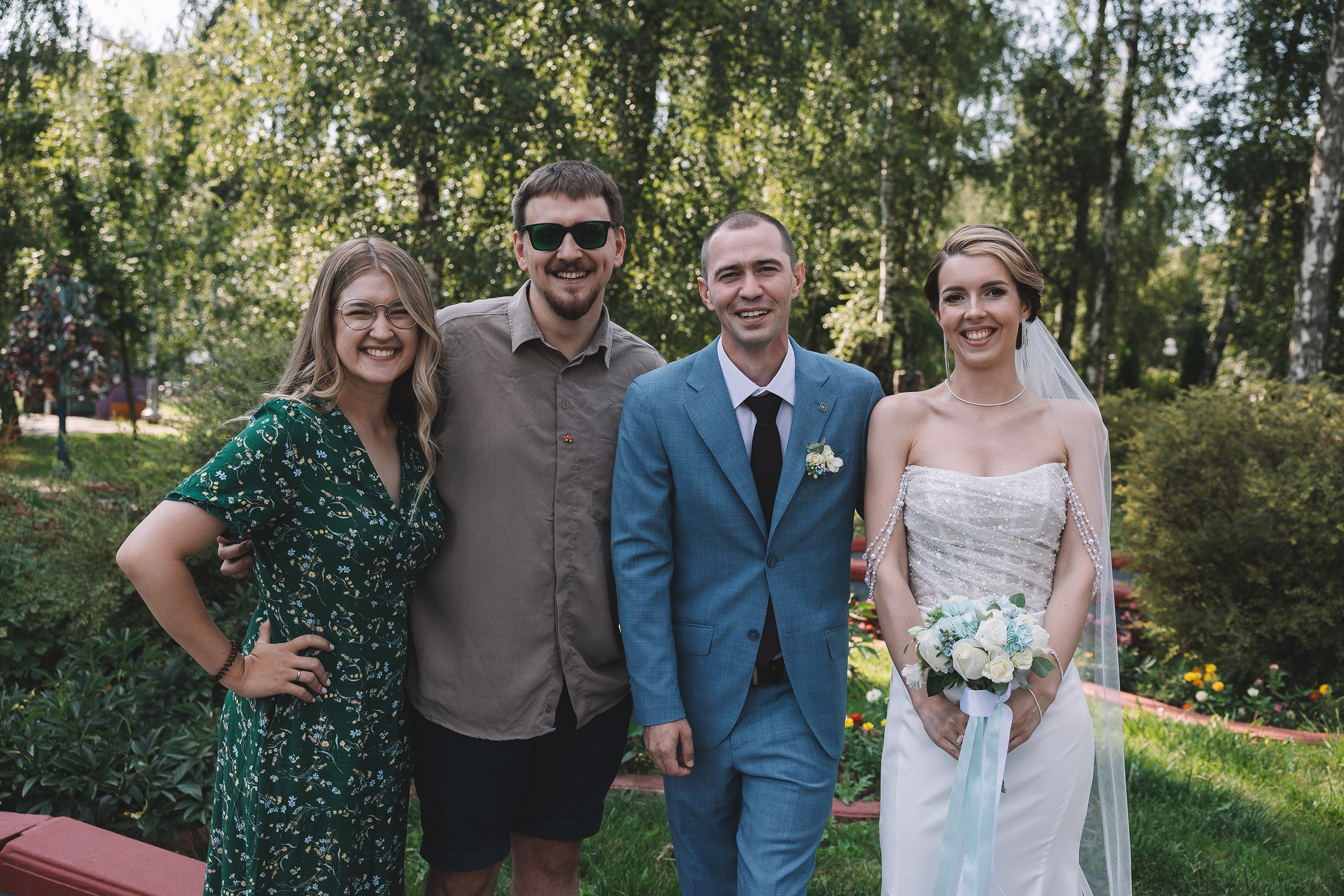 Свадебная фотосессия с росписью в ЗАГСе Видное и фотосессией с машиной. Свадебный фотограф в Москве — Оскар Гелманов