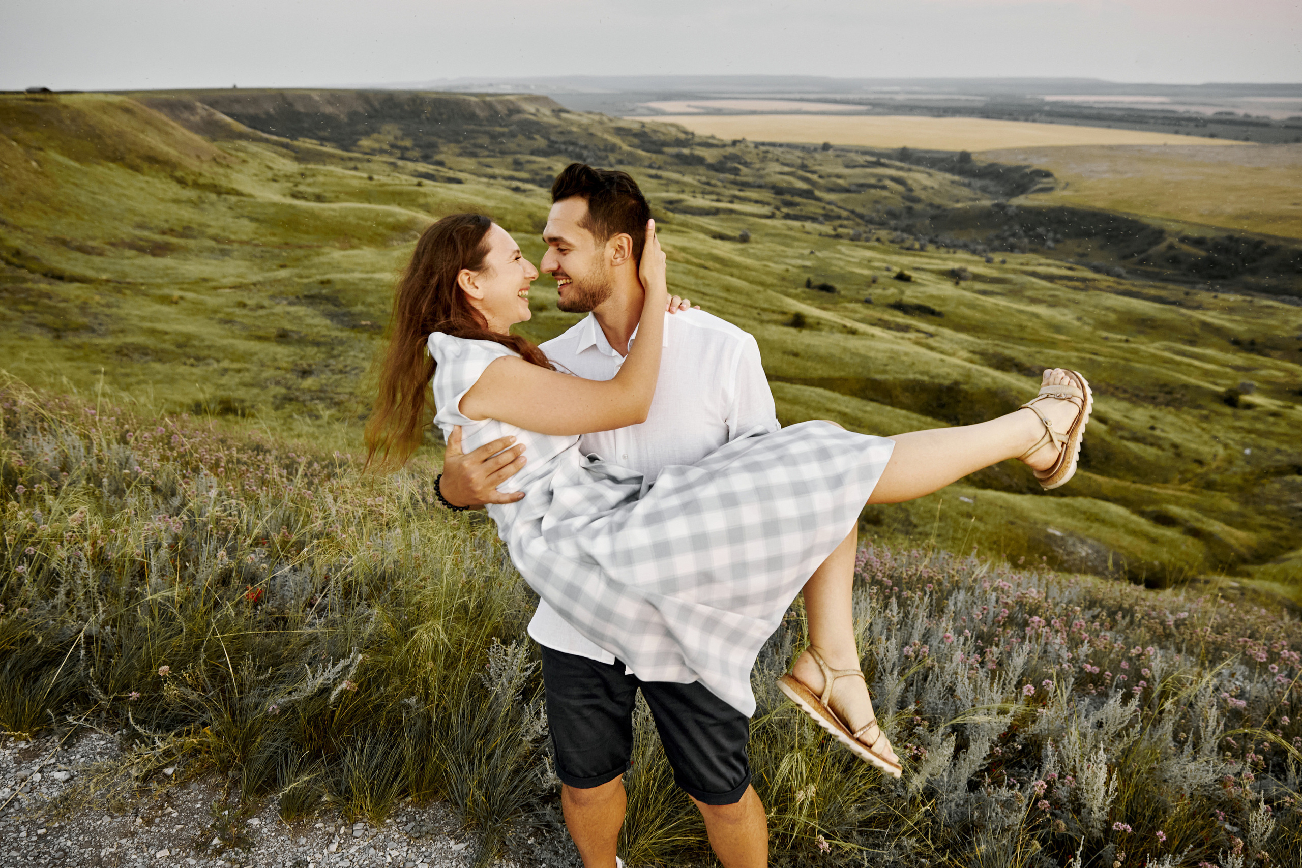 Закат Горы и Любовь. Свадебный фотограф в Ульяновске Александр Никитин