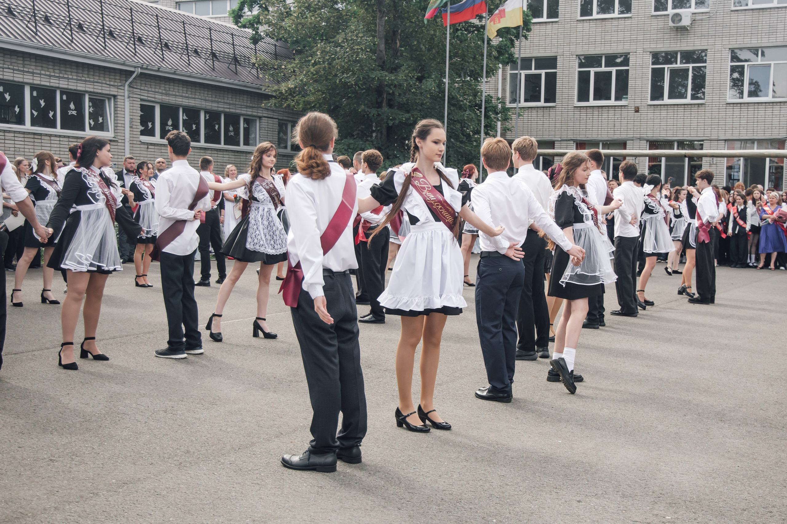 Последний звонок для 11 класса. Фотохудожник Наталия Кирсанова