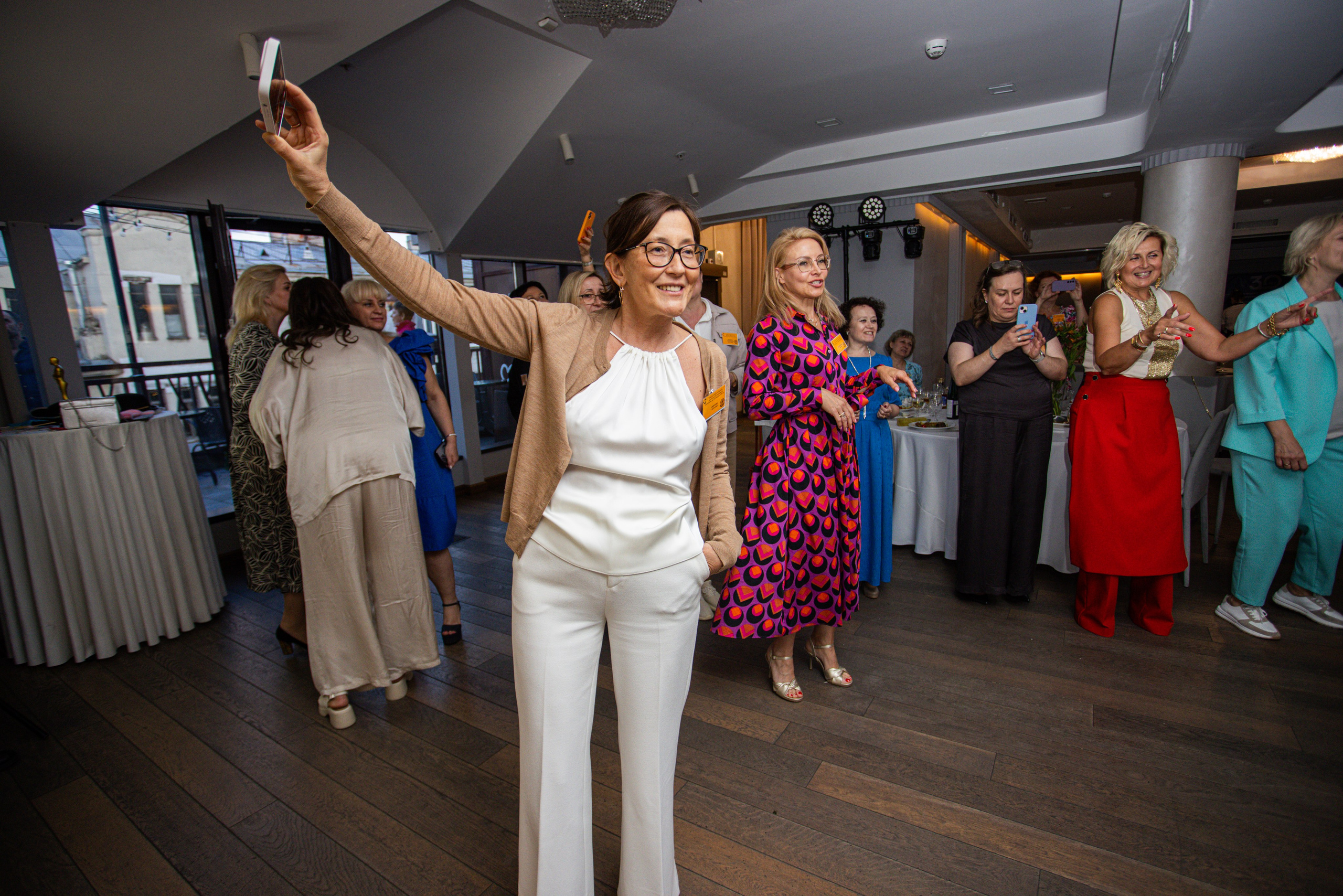 Встреча выпускников. Стоматологи СПб. Семейный фотограф в Вышнем Волочке — Ульяна Иванова | Фотосессии для всей семьи