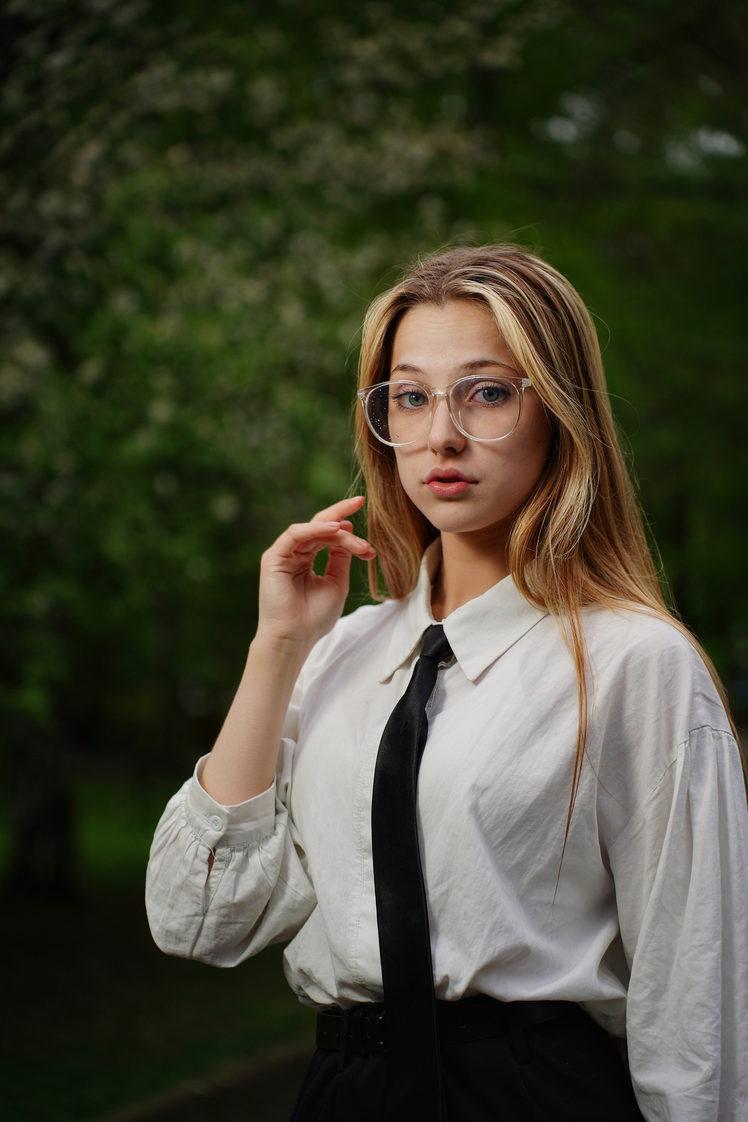 Оля Яблоня. Pupov.png