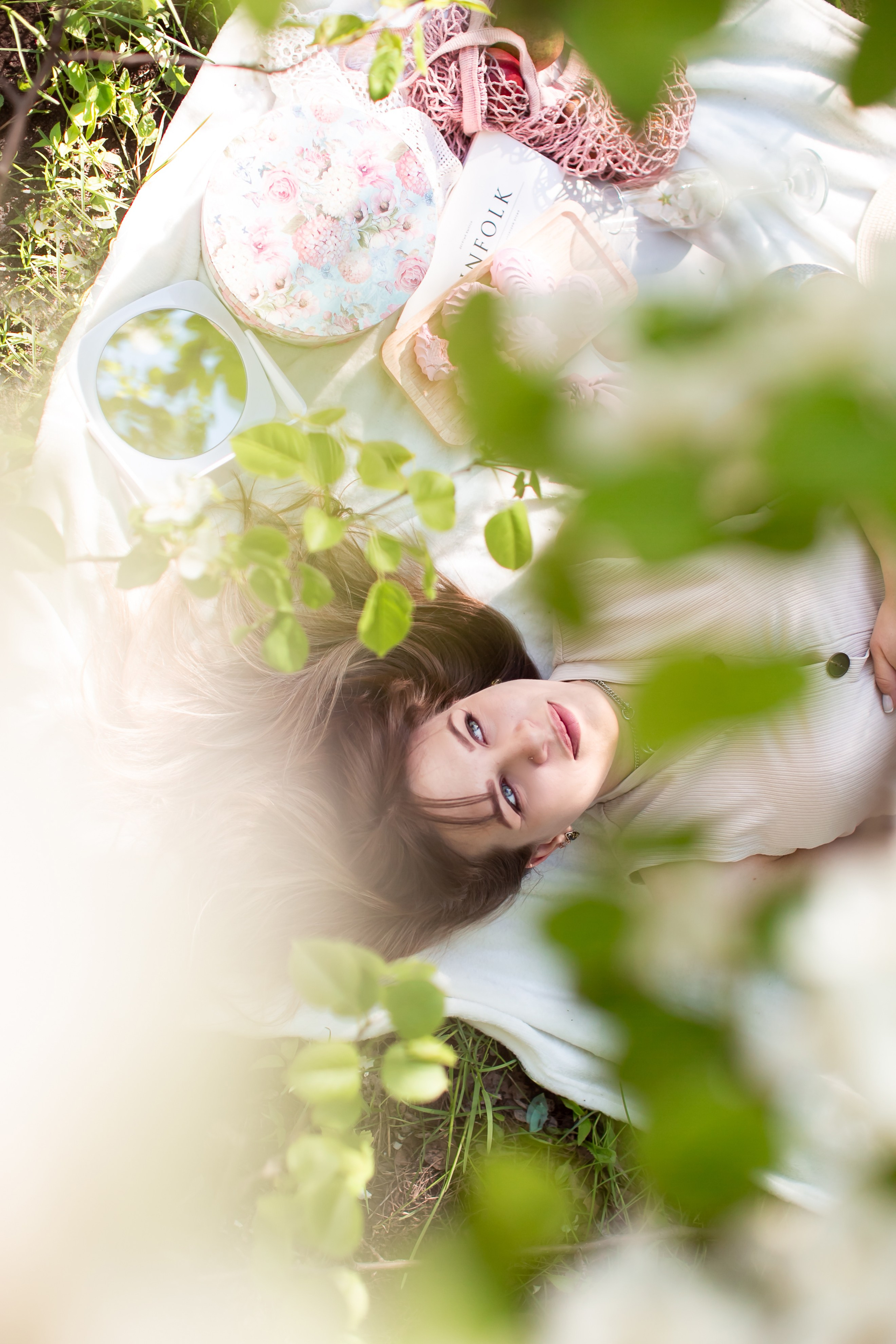 алёна малахова фотограф новосибирск семейный детский домашняя фотосессия в новосибирске день рождения репортажная съёмка фотосессия с лошадьми на конюшне деревня алтай  на природе фотосессия в детском саду мама и сын предложение руки и сердца идея  помолвка фотосессия берег закат детский день рождения годик торт аниматор лофт игровая продолжение следует prodoljenie_sleduet_  корпоратив тимбилдинг первоклашка линейка  контент  бизнес портрет оперный новат франция берет весна девушка мама и дочь мать и дитя