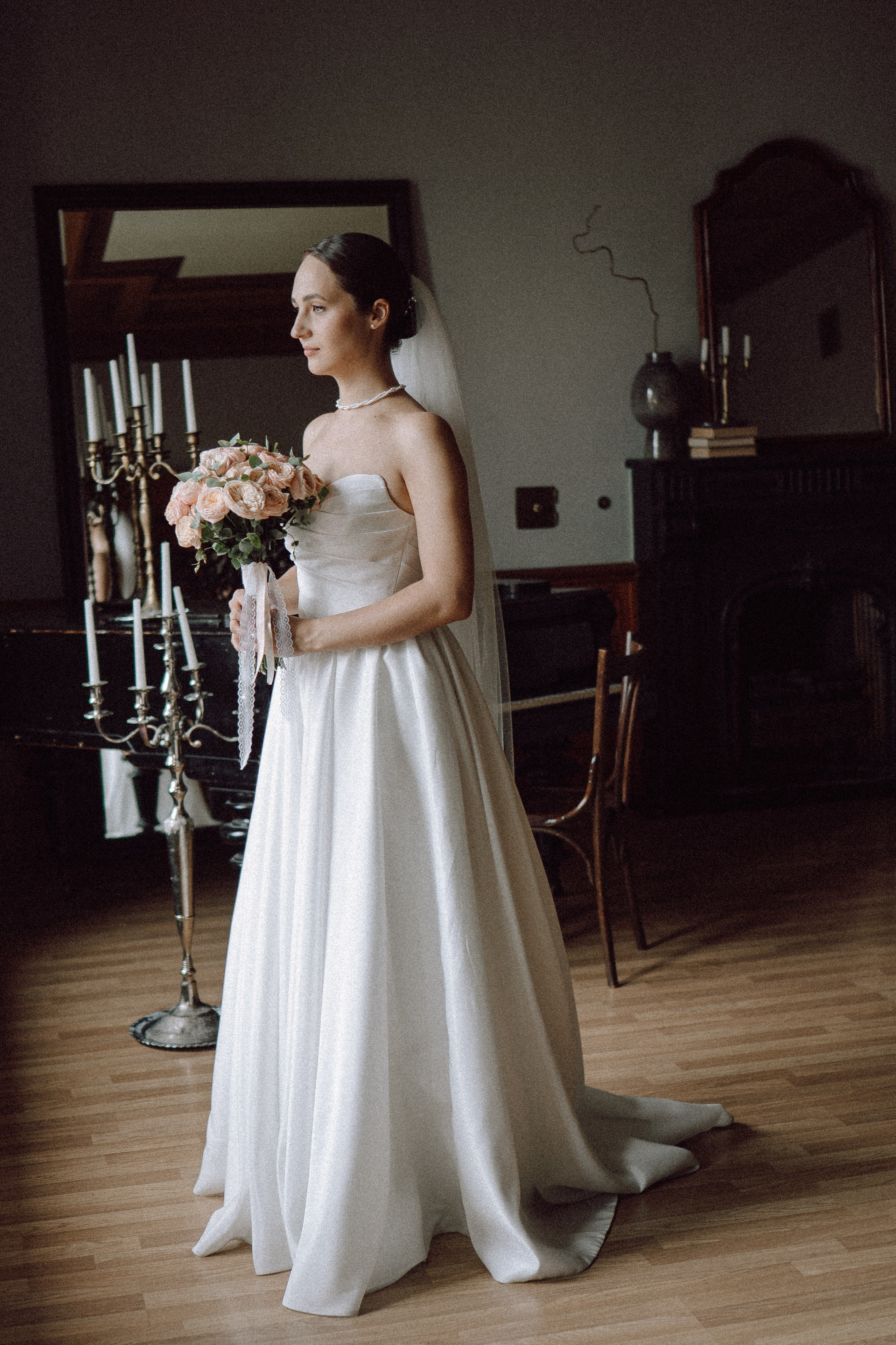 СВАДЕБНАЯ ПРОГУЛКА В САНТК-ПЕТЕРБУРГЕ (ИСАКИЕВСКИЙ СОБОР, ЗИМНЯЯ КАНАВКА, ЭРМИТАЖ И БОЛЬШАЯ МОРСКАЯ УЛИЦА). Профессиональный фотограф, Санкт-Петербург — Виктория Богомолова