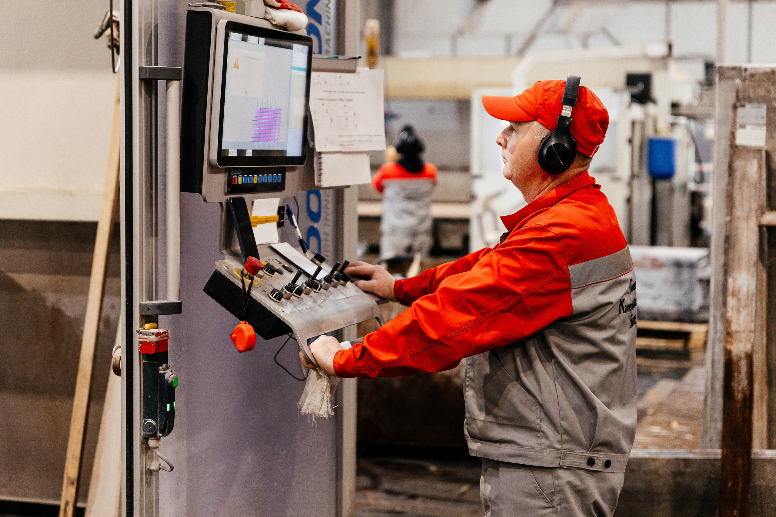 Камнеобрабатывающий завод. Ваш самый лучший фотограф!