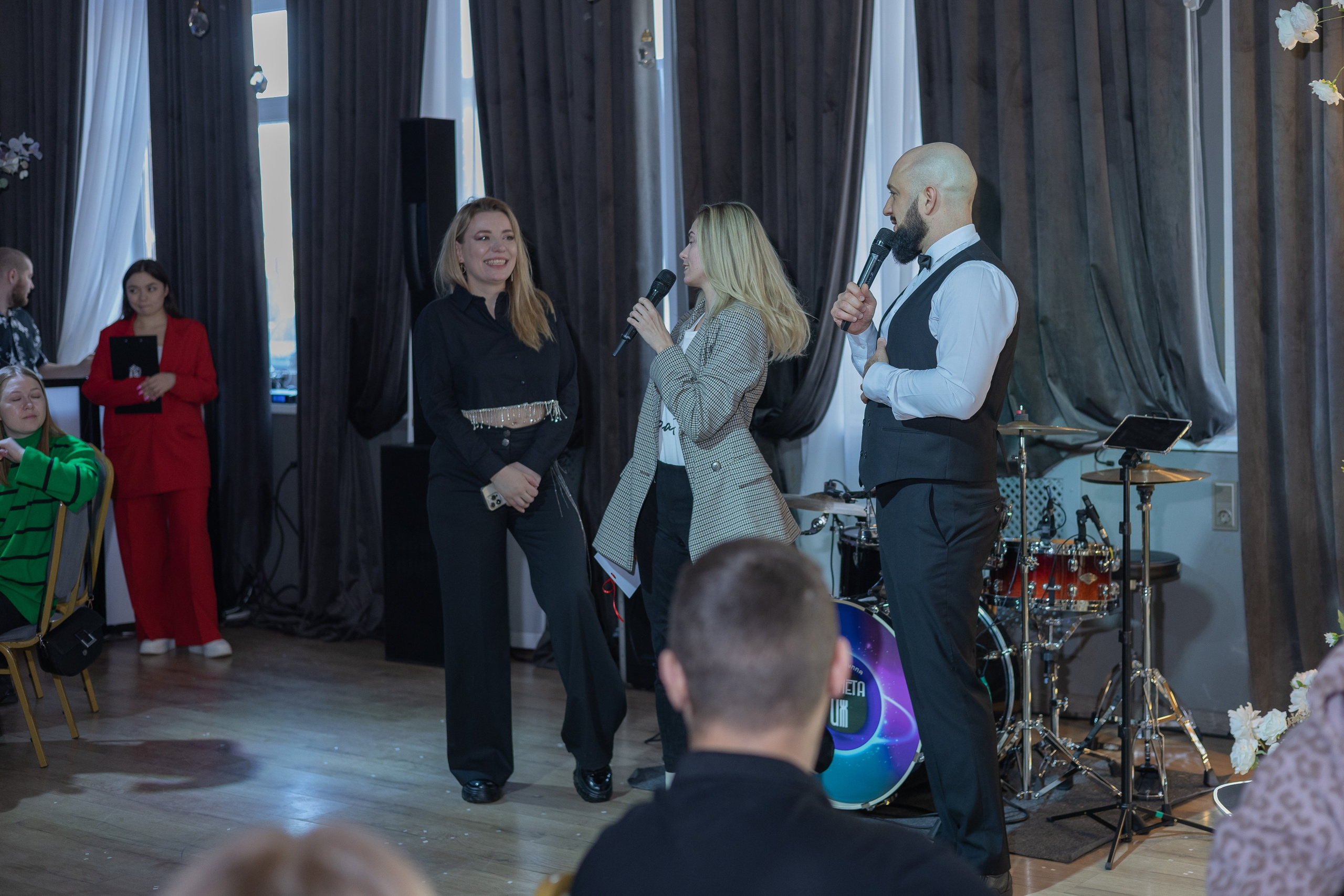 Свадебное чаепитие для молодоженов