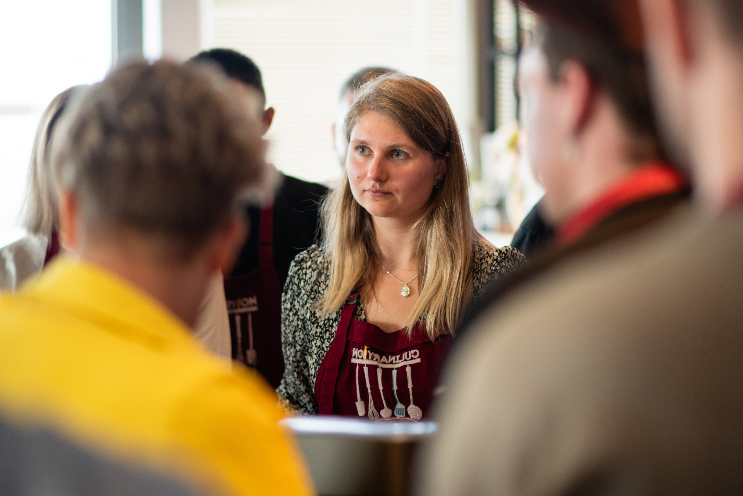 Корпорат теле 2. Профессиональный фотограф в Москве Александра Харламова
