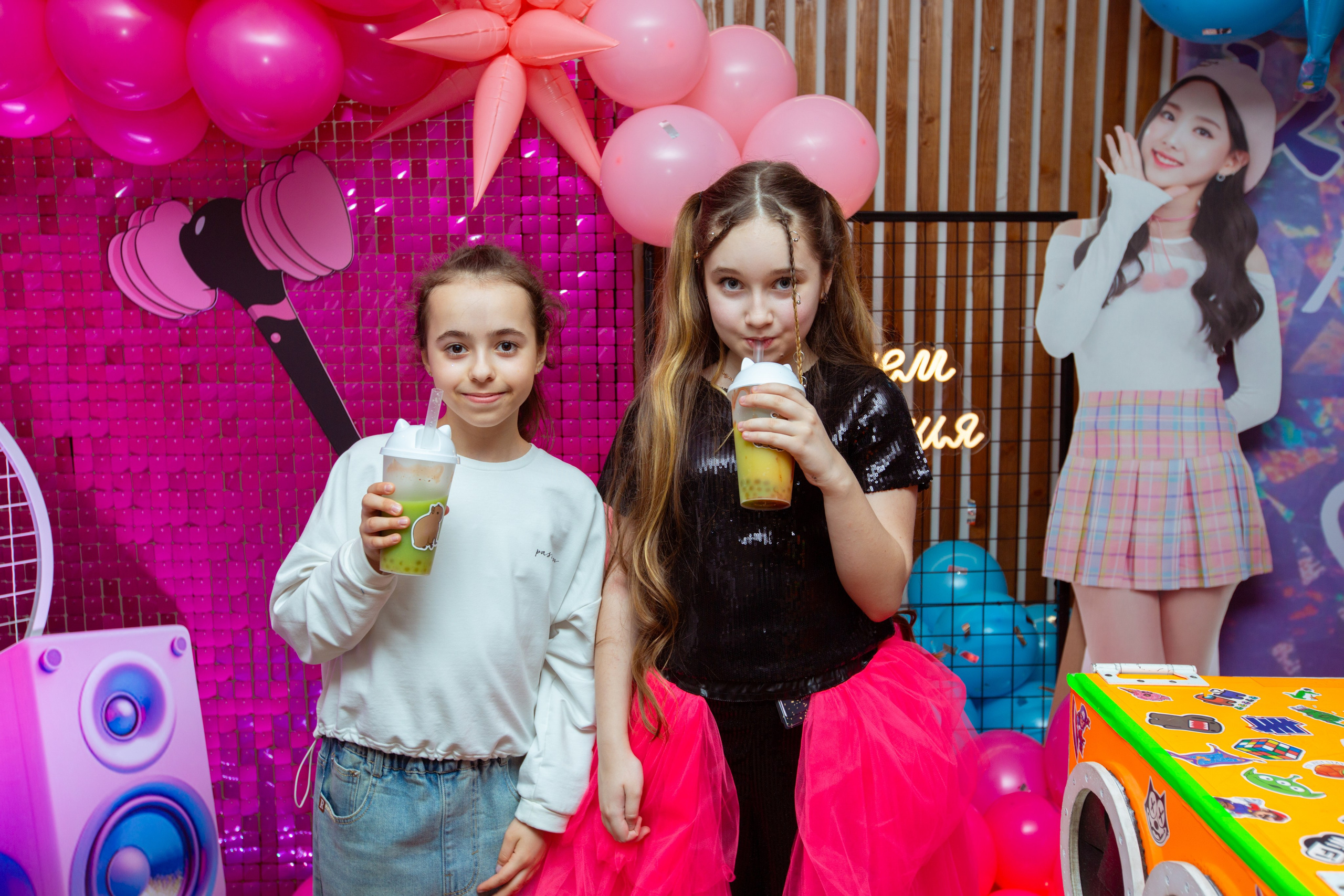 День рождения Ульяны. Фотограф Антонина Свешникова. ВЫПУСКНЫЕ ФОТОКНИГИ для детских садов и школ. Москва, Владимир