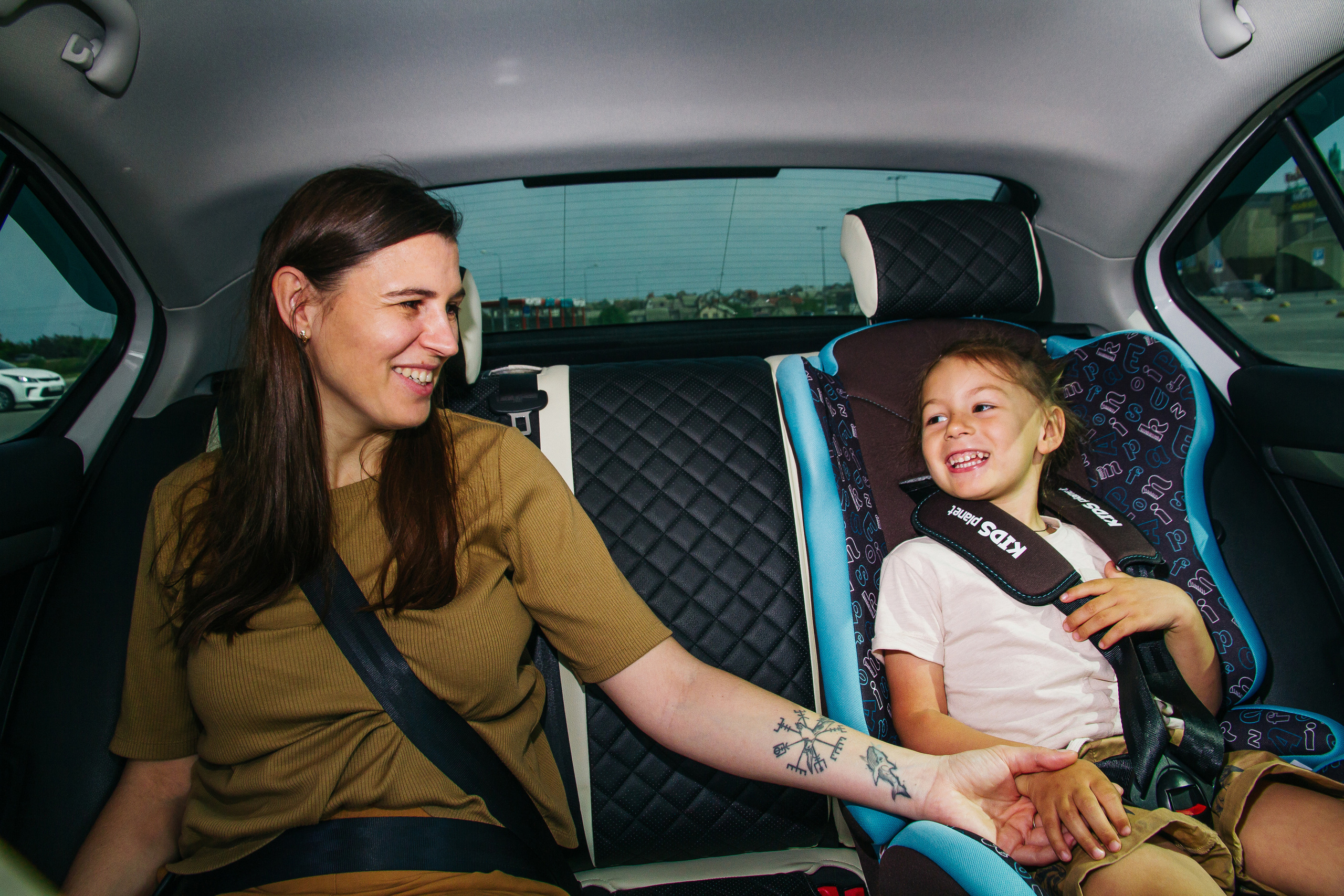 Компания Честный трансфер — автоперевозчик по Крыму. Фотограф Антон Катунин | Симферополь