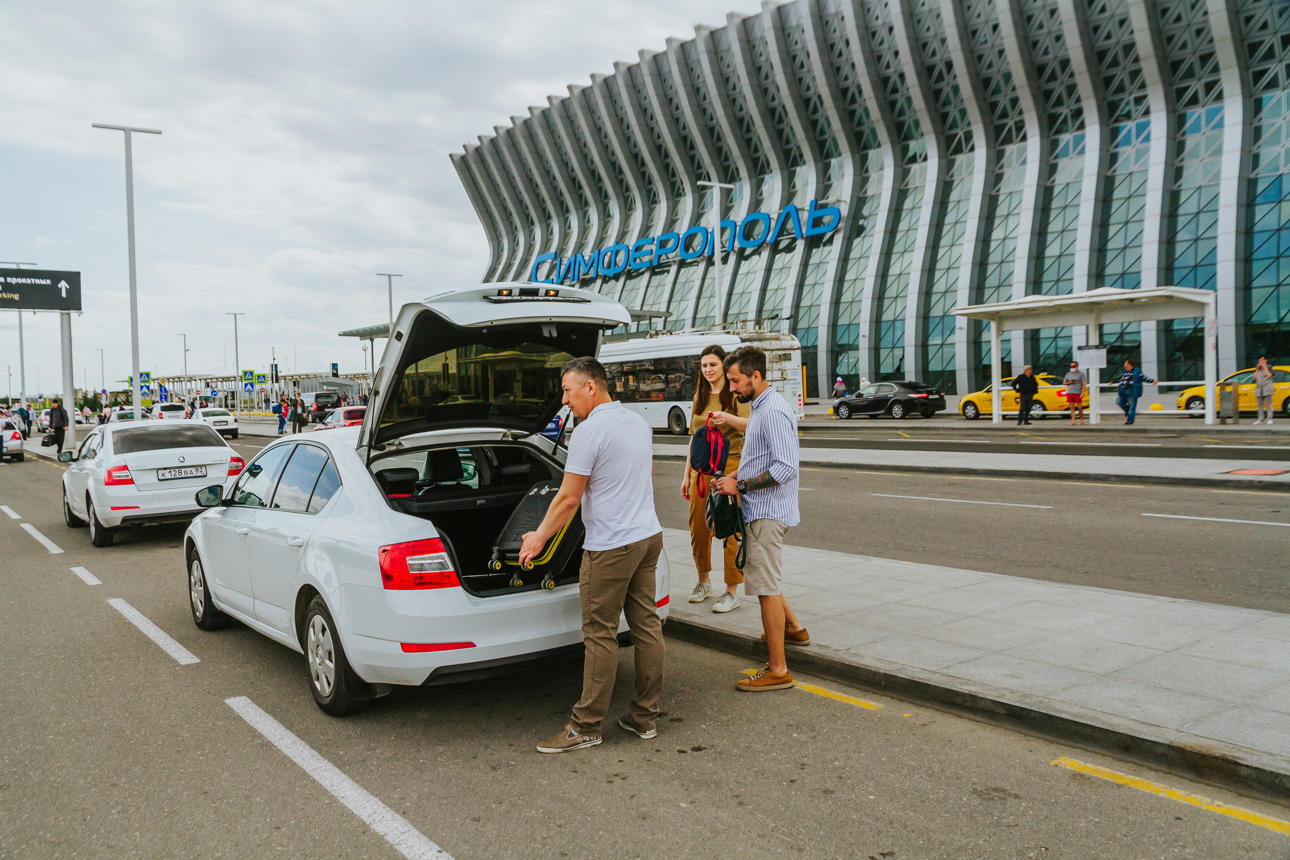Компания Честный трансфер — автоперевозчик по Крыму. Фотограф Антон Катунин | Симферополь