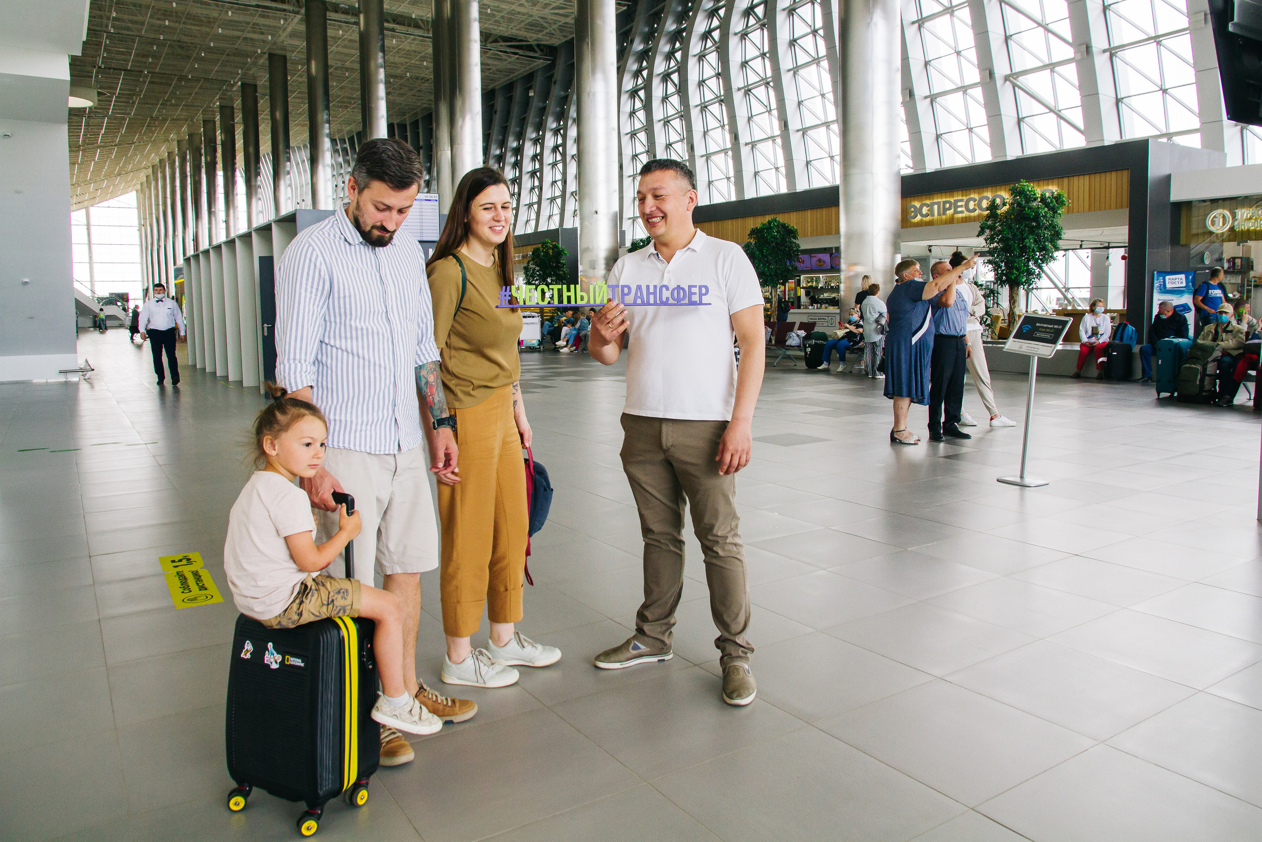 Компания Честный трансфер — автоперевозчик по Крыму. Фотограф Антон Катунин | Симферополь