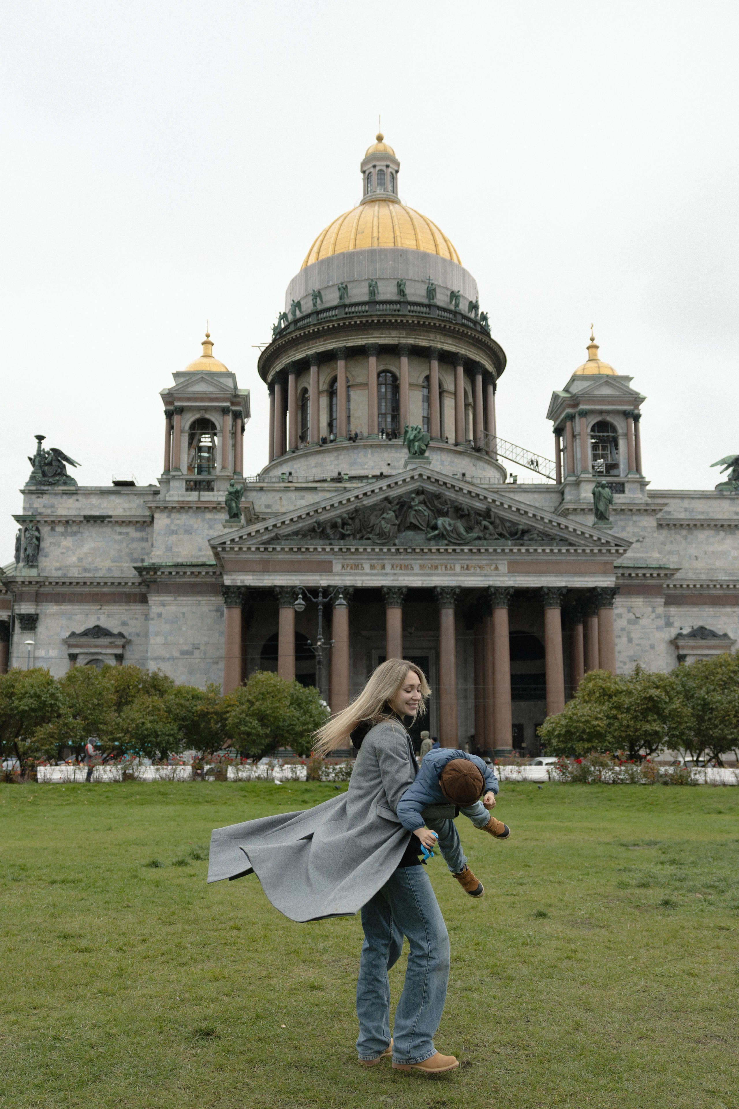 Семейная фотоистория и история мамы и малыша. Семейный фотограф в Санкт-Петербурге Мария Соколова