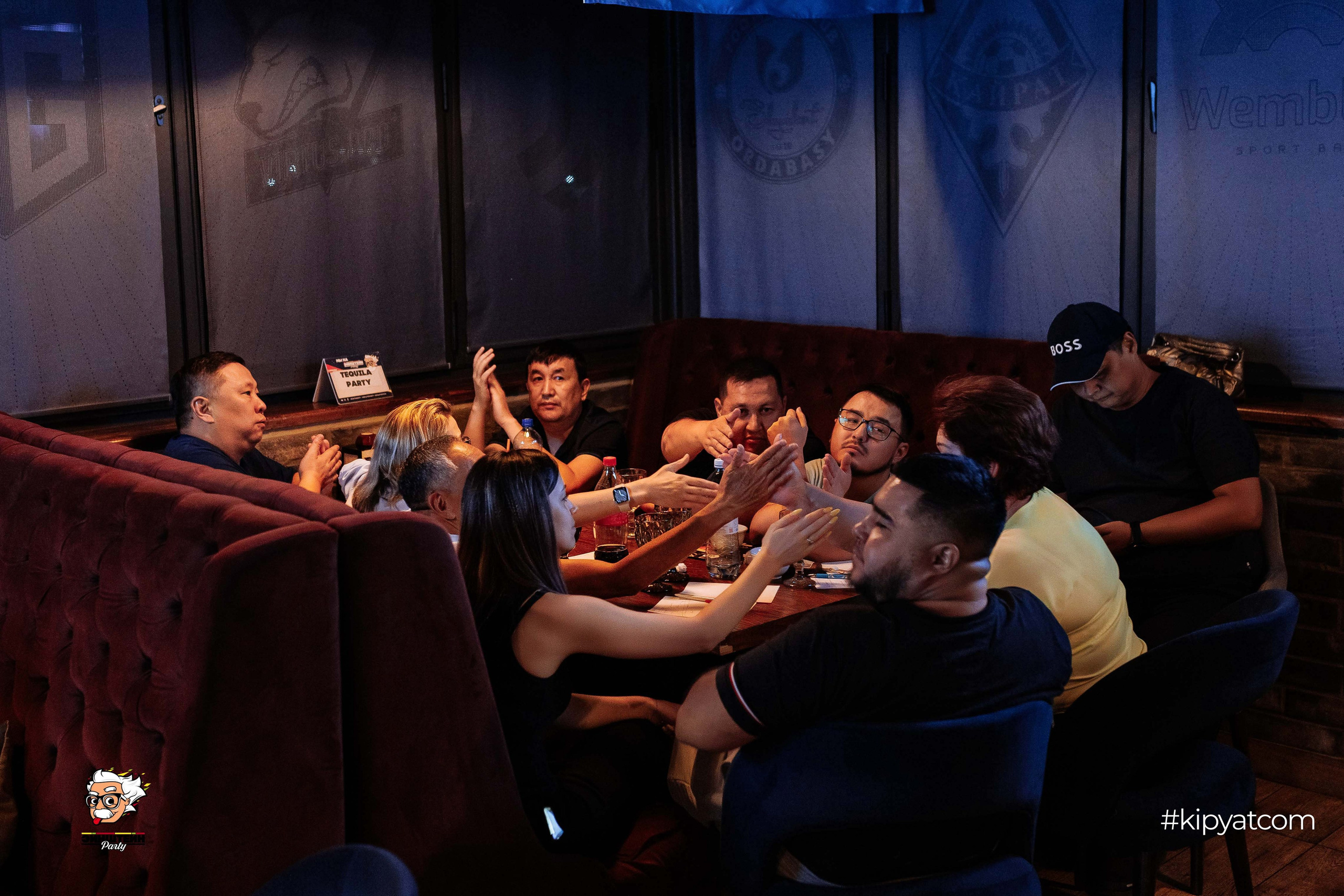 Эйнштейн Party