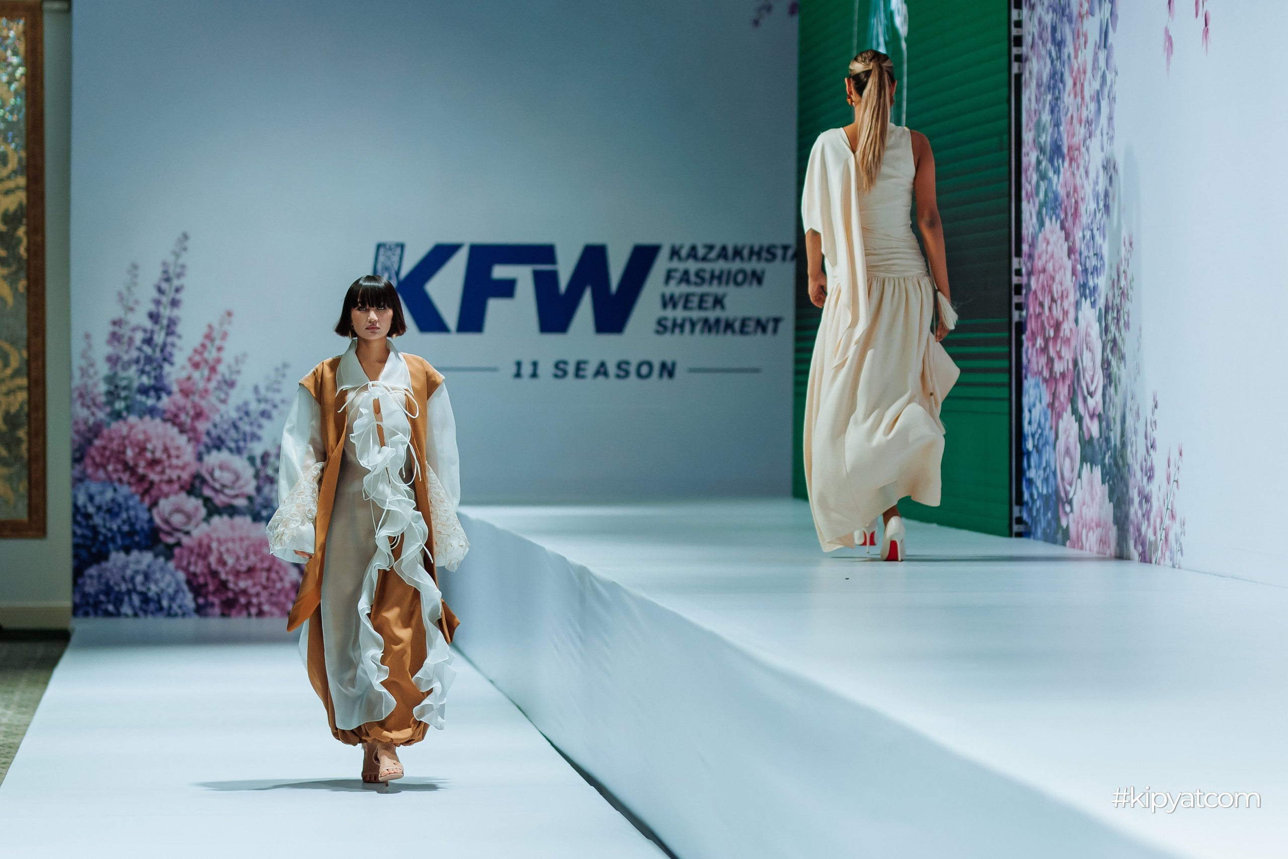 KAZAKHSTAN FASHION WEEK SHYMKENT 11 SEASON. Кипятком Шымкент