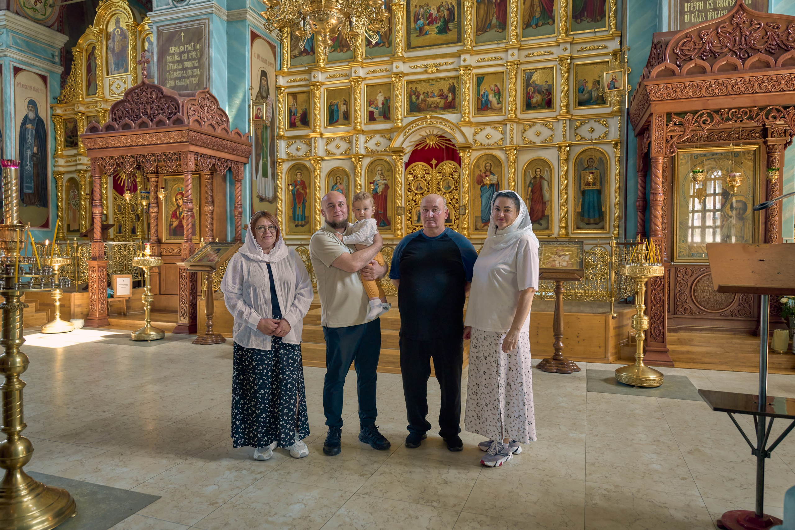 Крещение Святослава. Предметный фотограф Элеонора Грин | Профессиональная фотосъемка товаров в Воронеже