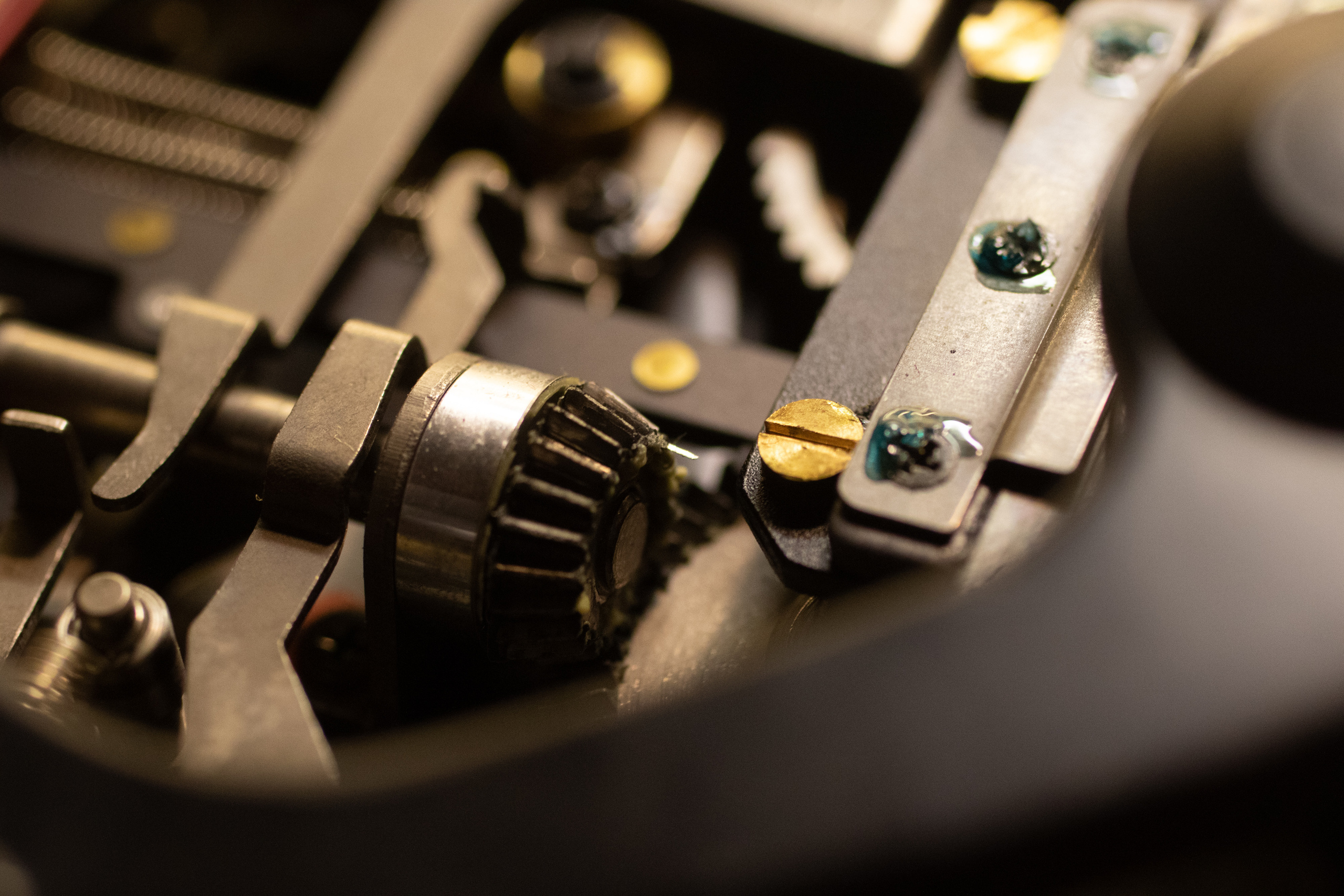 Mamiya Pro ii, Упала (?).Сломанный фокус. Ремонт Mamiya в Москве, Санкт петербурге