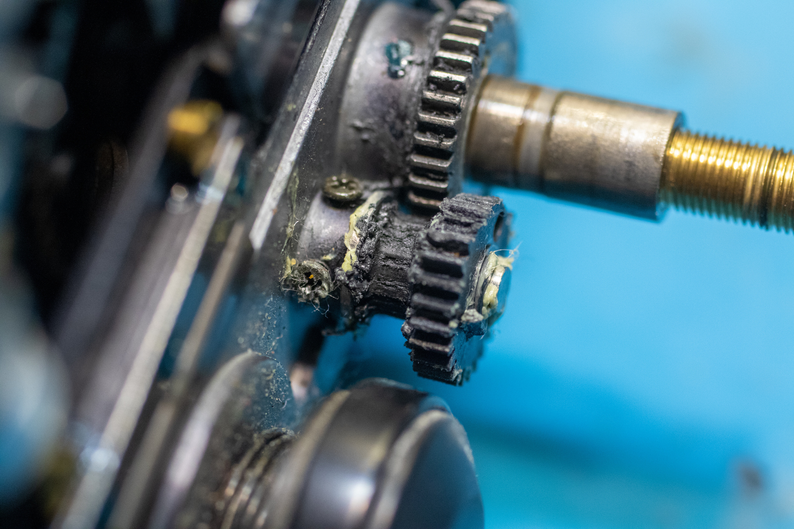 Mamiya Pro ii, Упала (?).Сломанный фокус. Ремонт Mamiya в Москве, Санкт петербурге