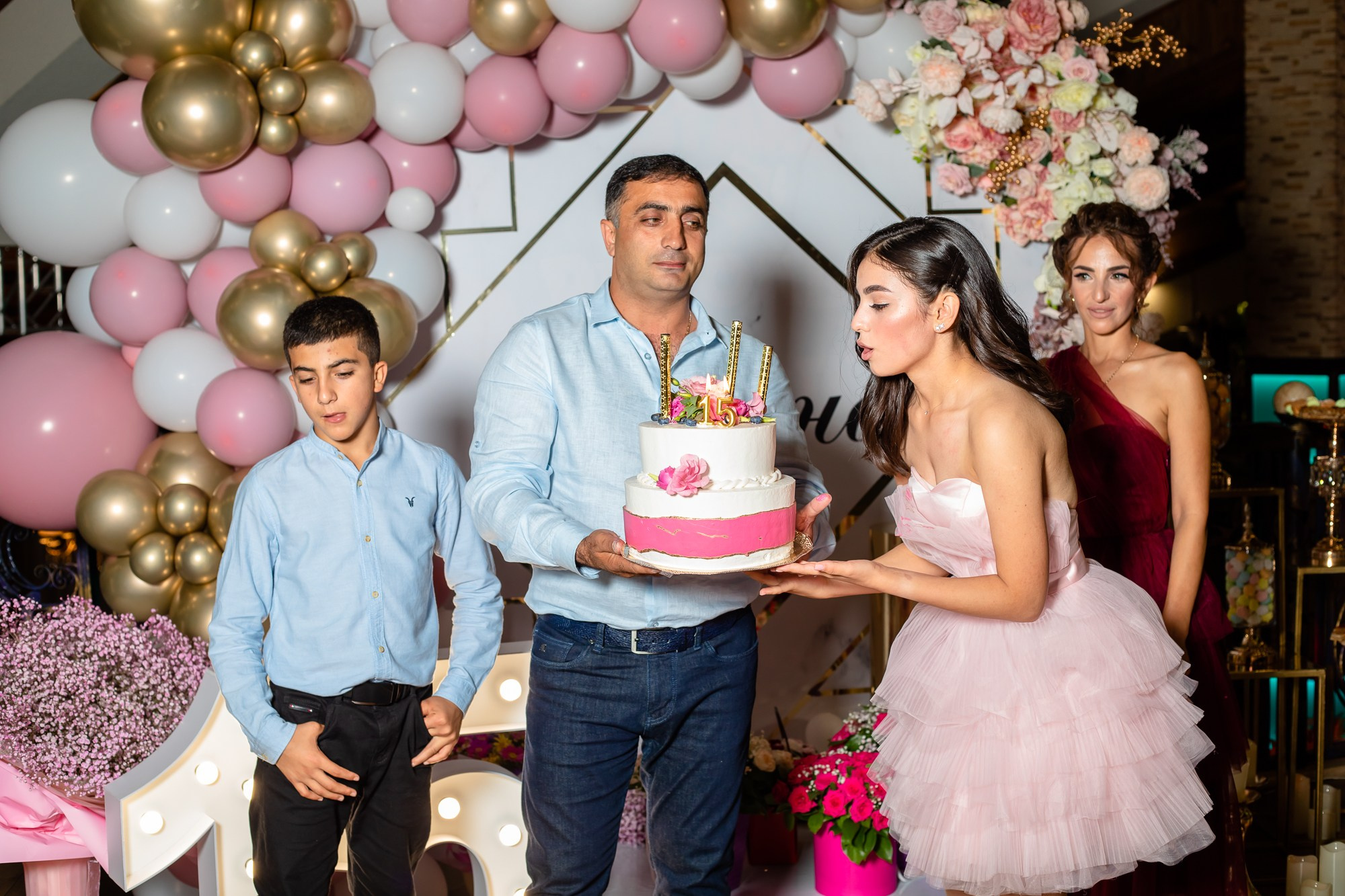 Съемки в ресторанах (свадьбы, юбилеи, выпускные вечера). Семейный и детский фотограф Марина Баладьян Сочи / Краснодар / Москва