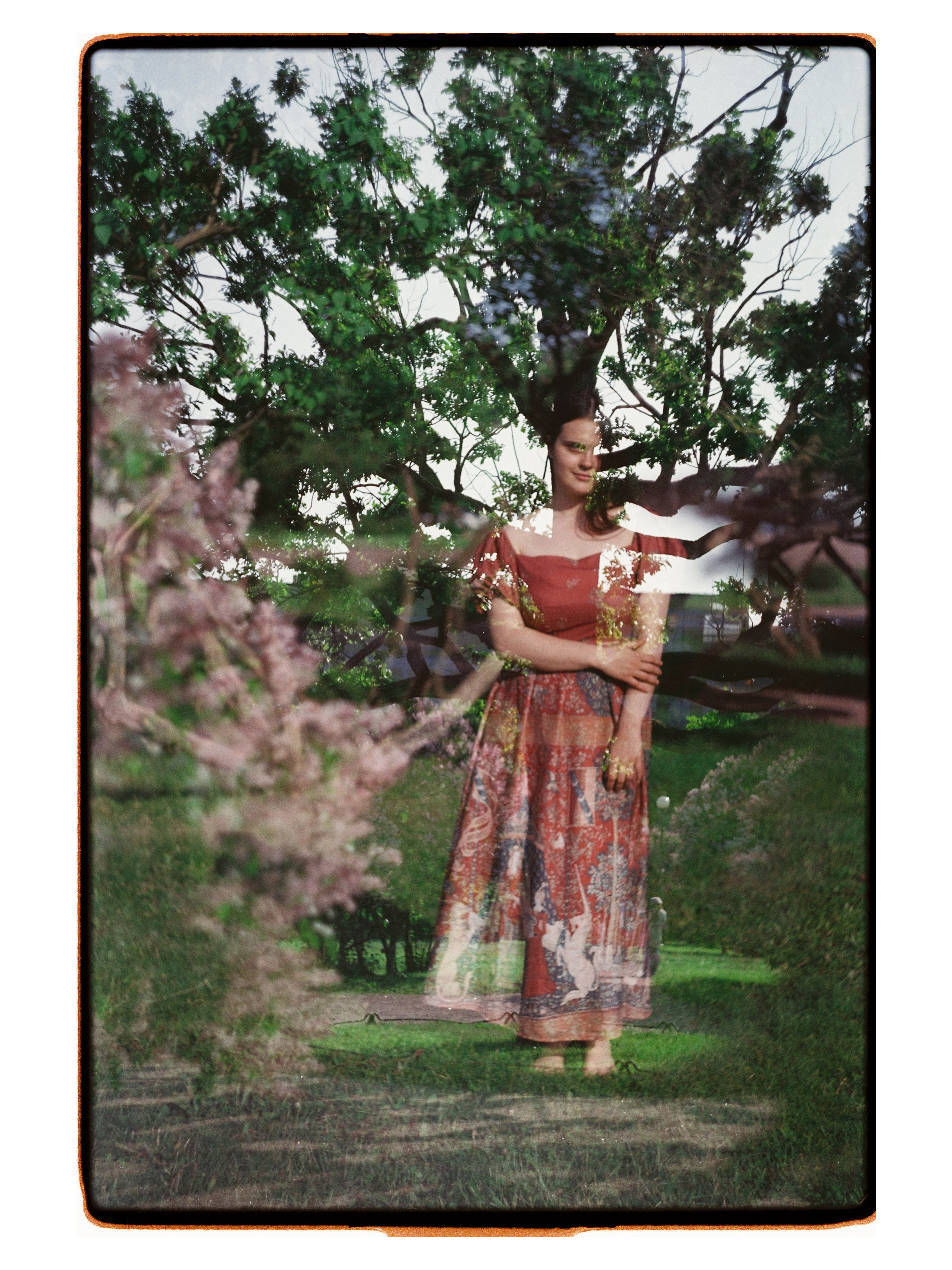 Фотосессия для подруг на плёнку 35 мм в Санкт-Петербурге. Светлана Гопанюк. Портретный фотограф. Санкт-Петербург. СПб