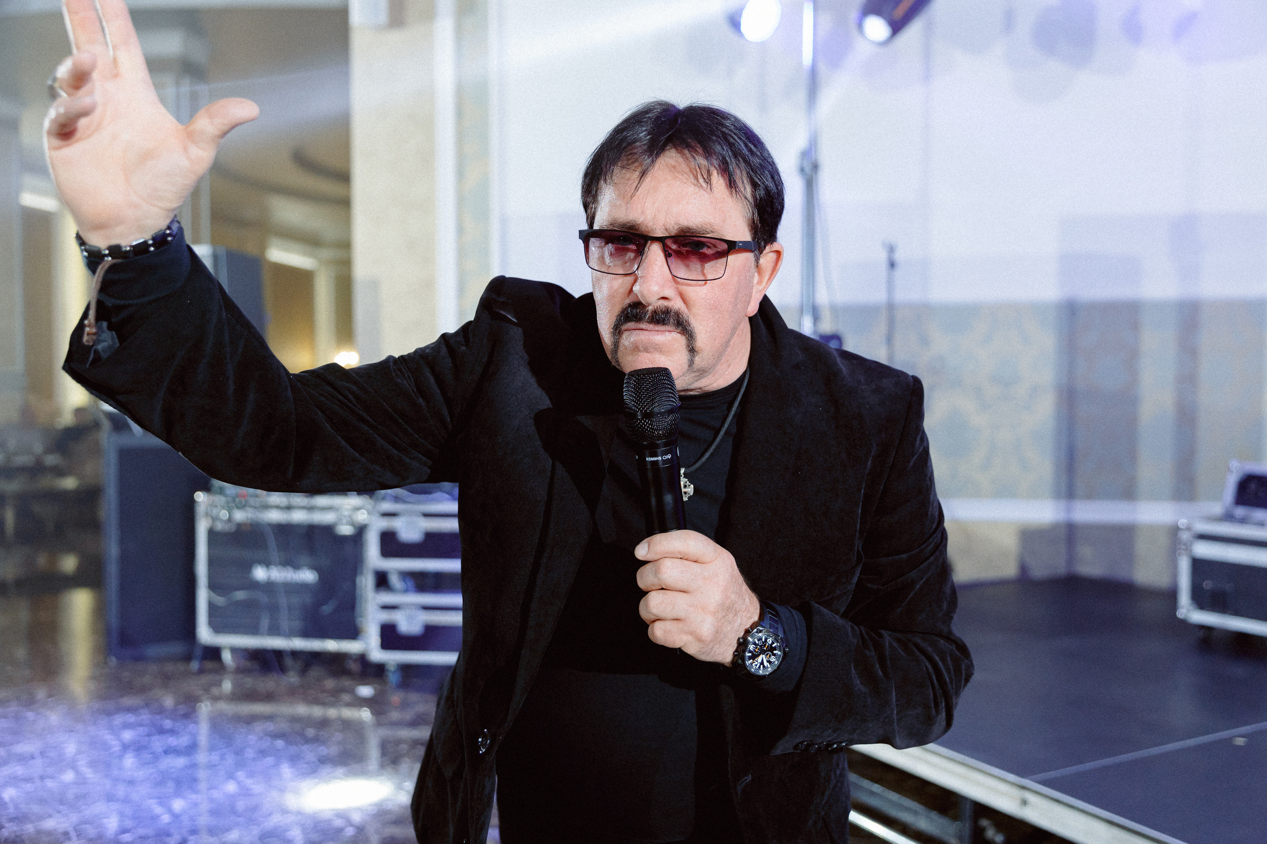 HB Aristocrat hotel. Э Т О М Ы