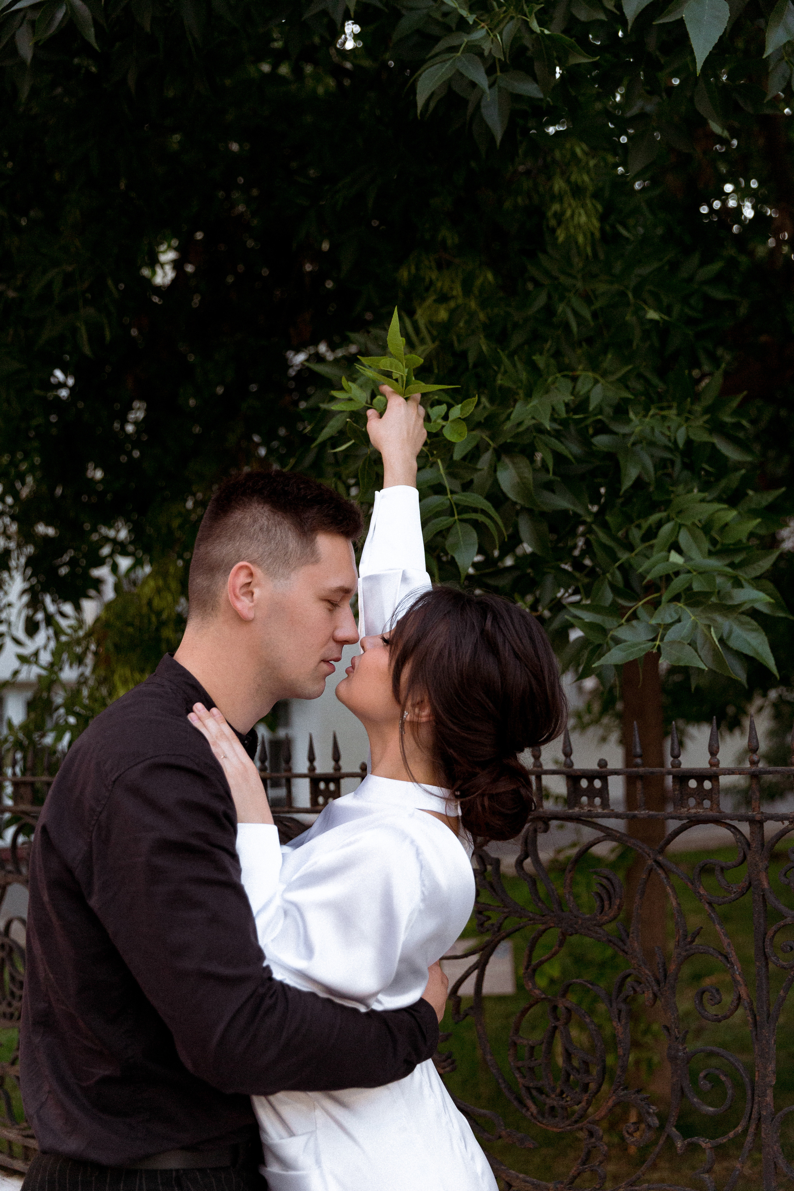 Любить каждое твоё касание. Э Т О М Ы