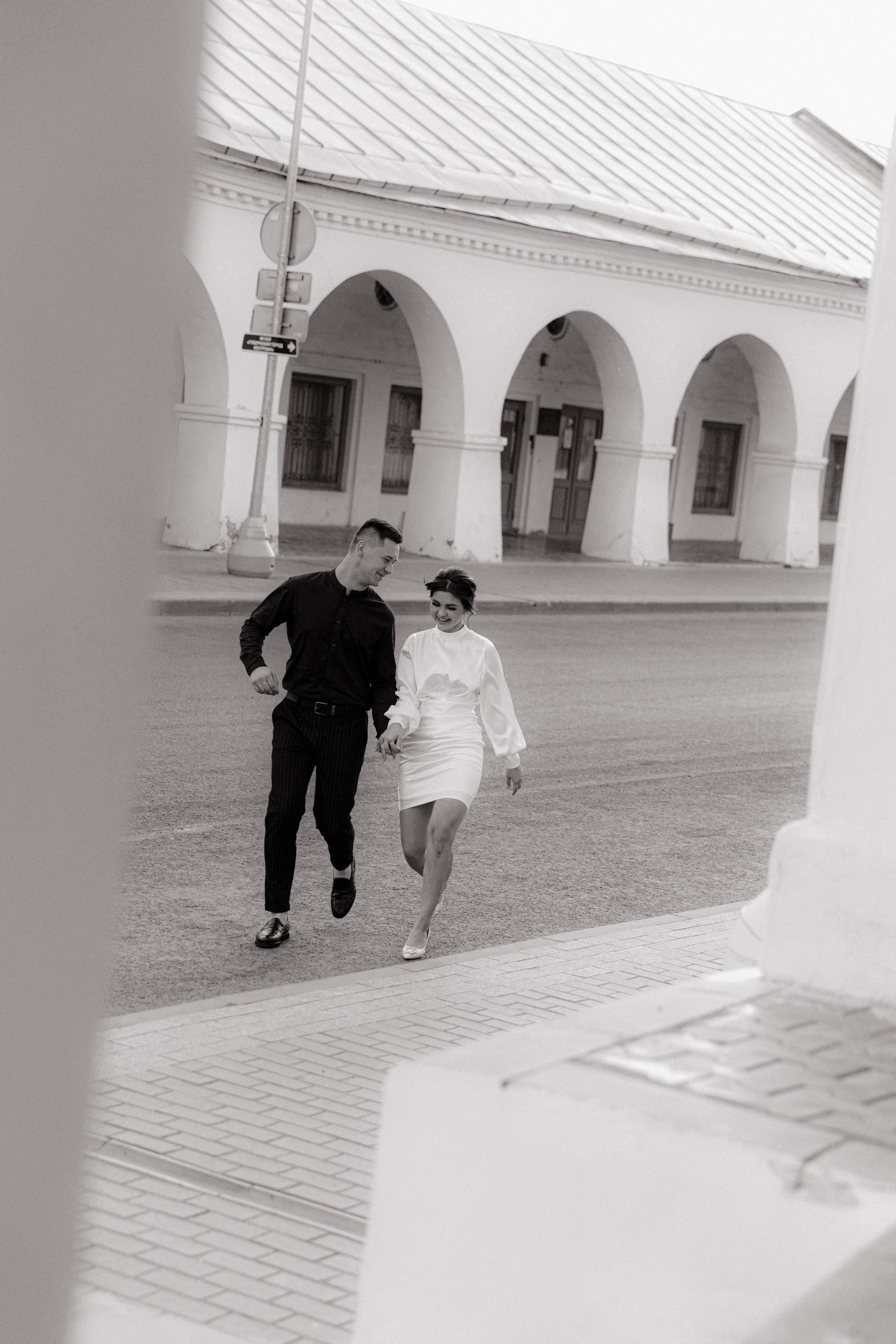 Любить каждое твоё касание. Э Т О М Ы