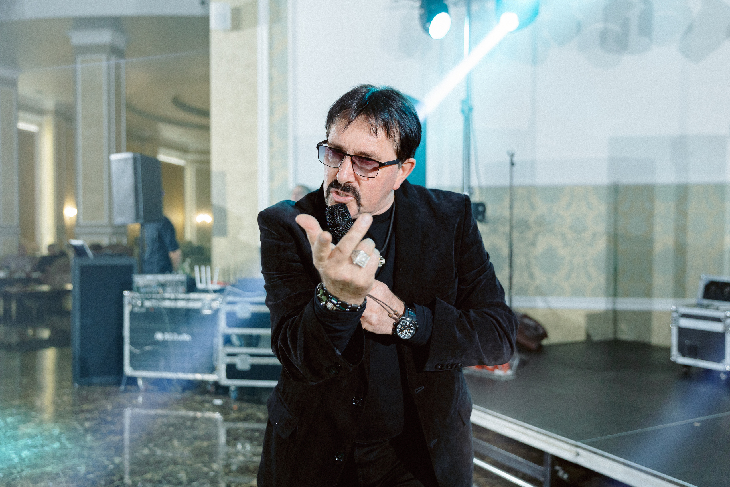 HB Aristocrat hotel. Э Т О М Ы